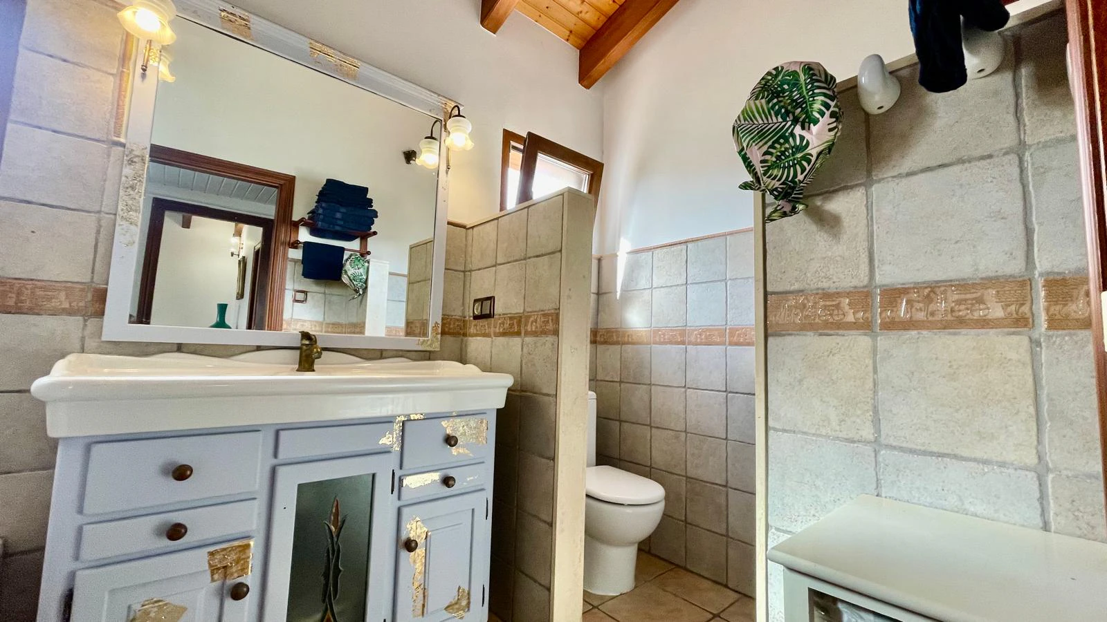 Villa for sale in Alcalali: Main house 4 bed, separate 2 bed casita