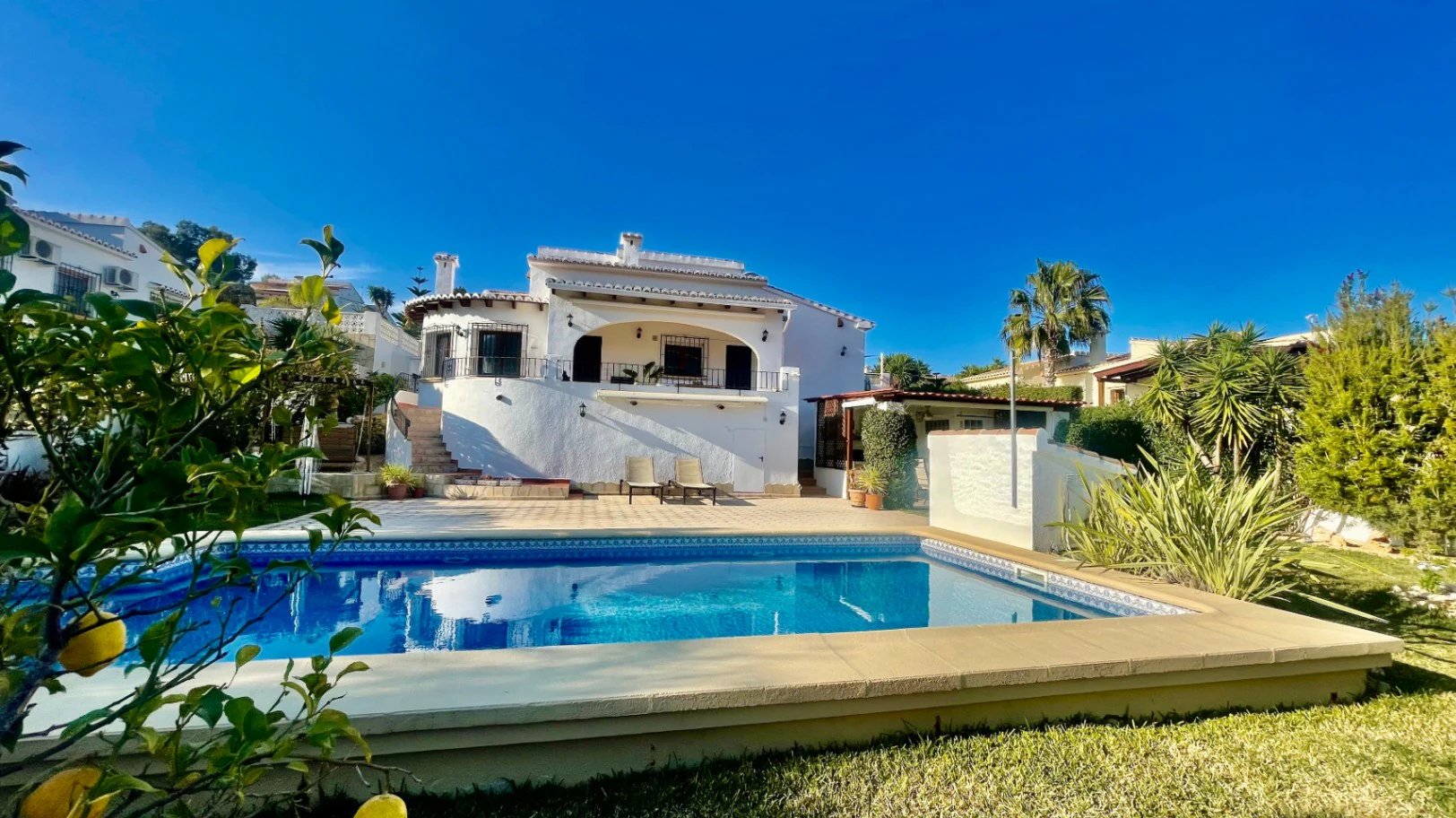 Villa for sale in Pedreguer - Impressive, modern, spectacular views