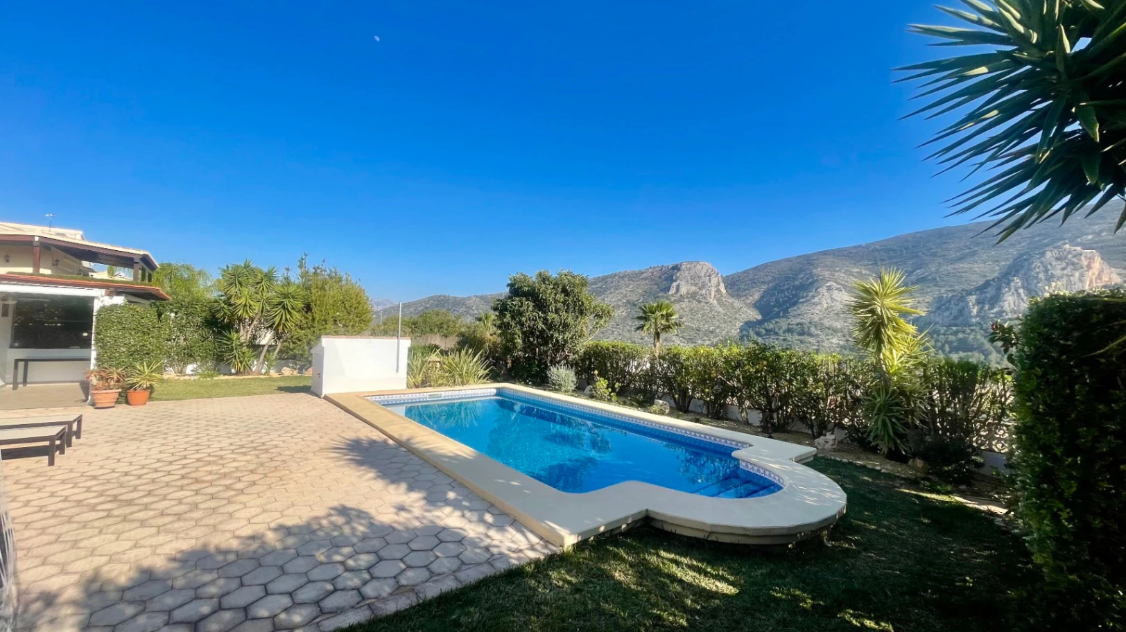 Villa for sale in Pedreguer - Impressive, modern, spectacular views