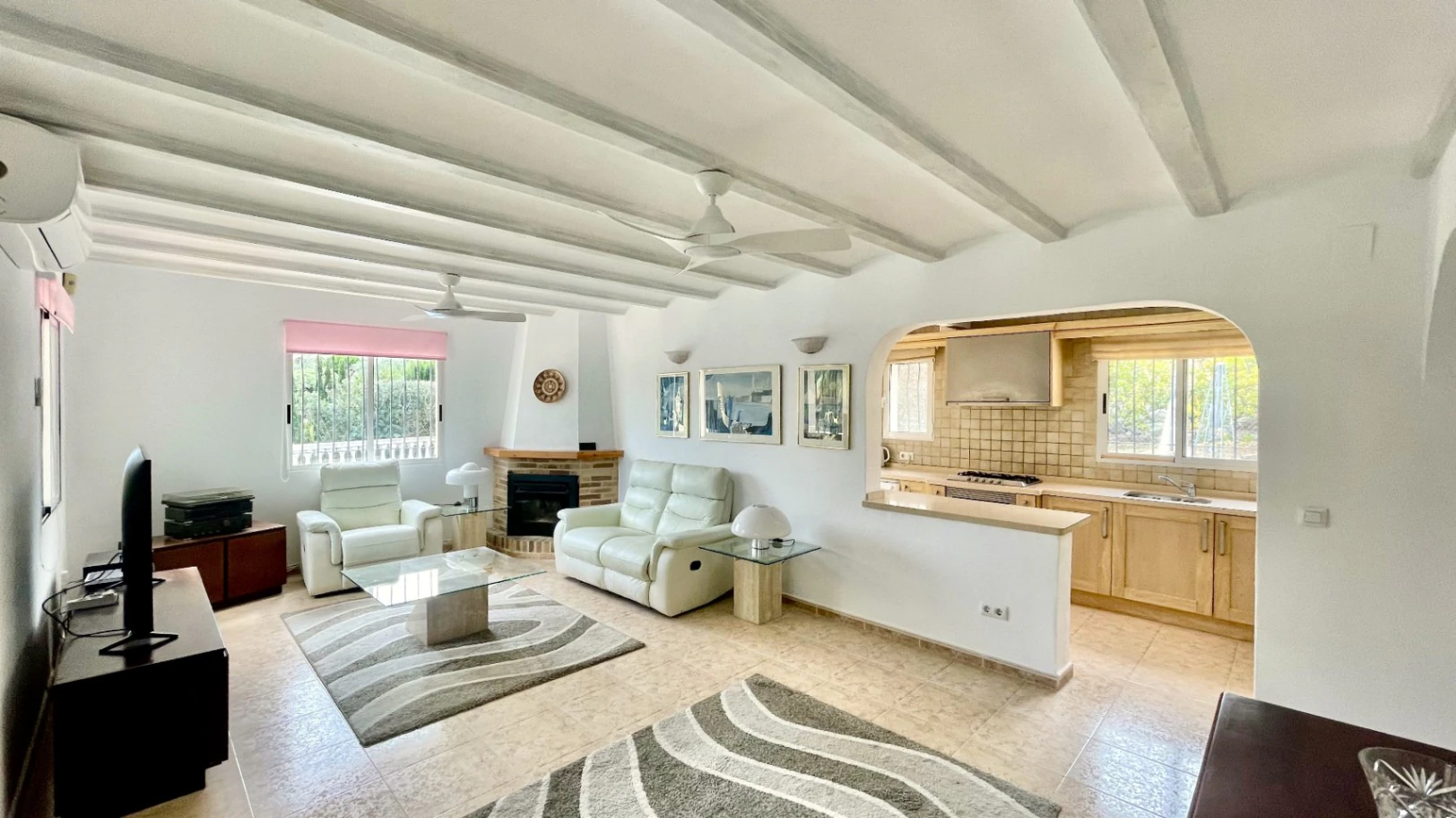 Villa for sale in Alcalali - Corner plot, mountain views