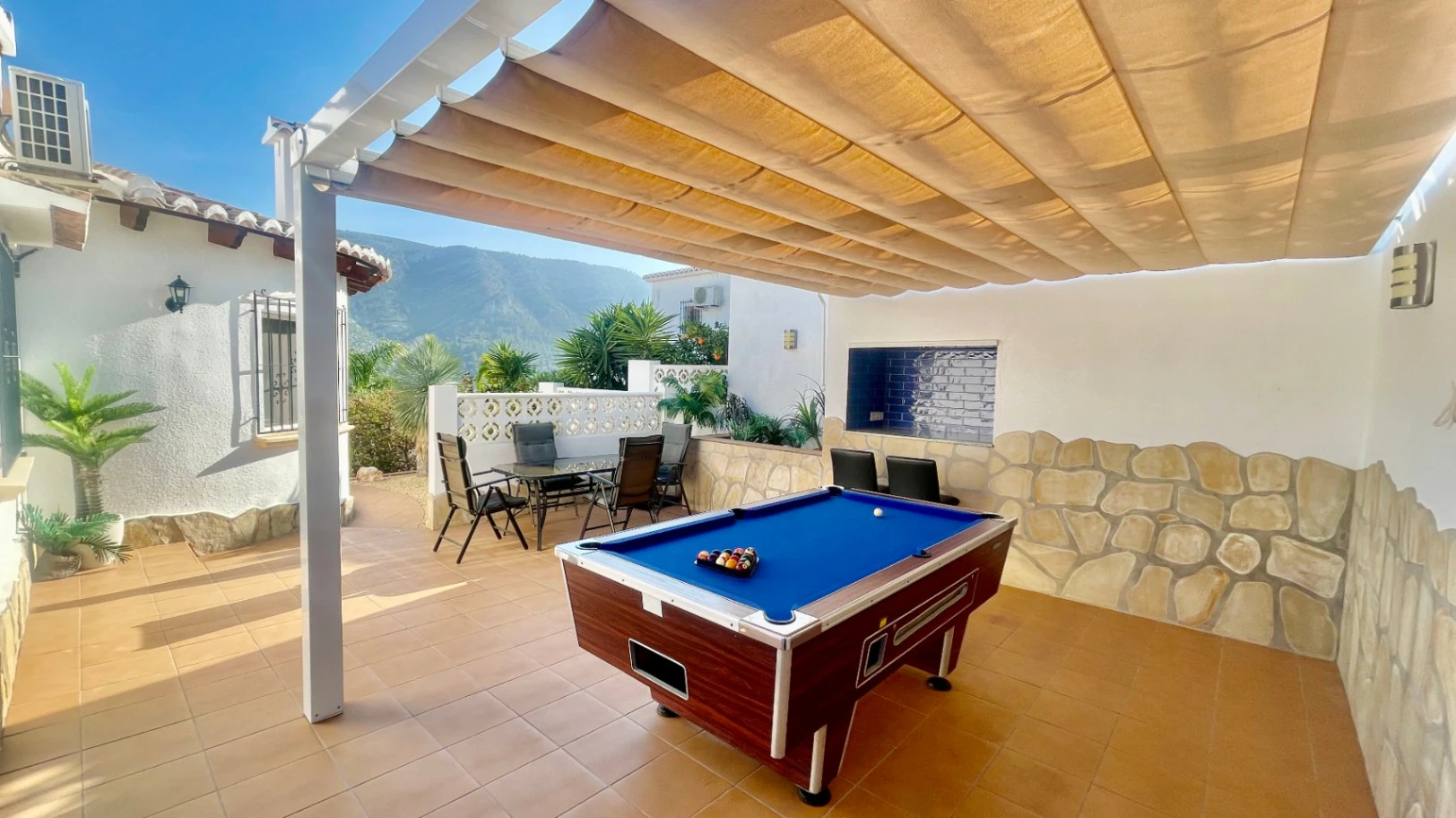 Villa for sale in Pedreguer - Impressive, modern, spectacular views