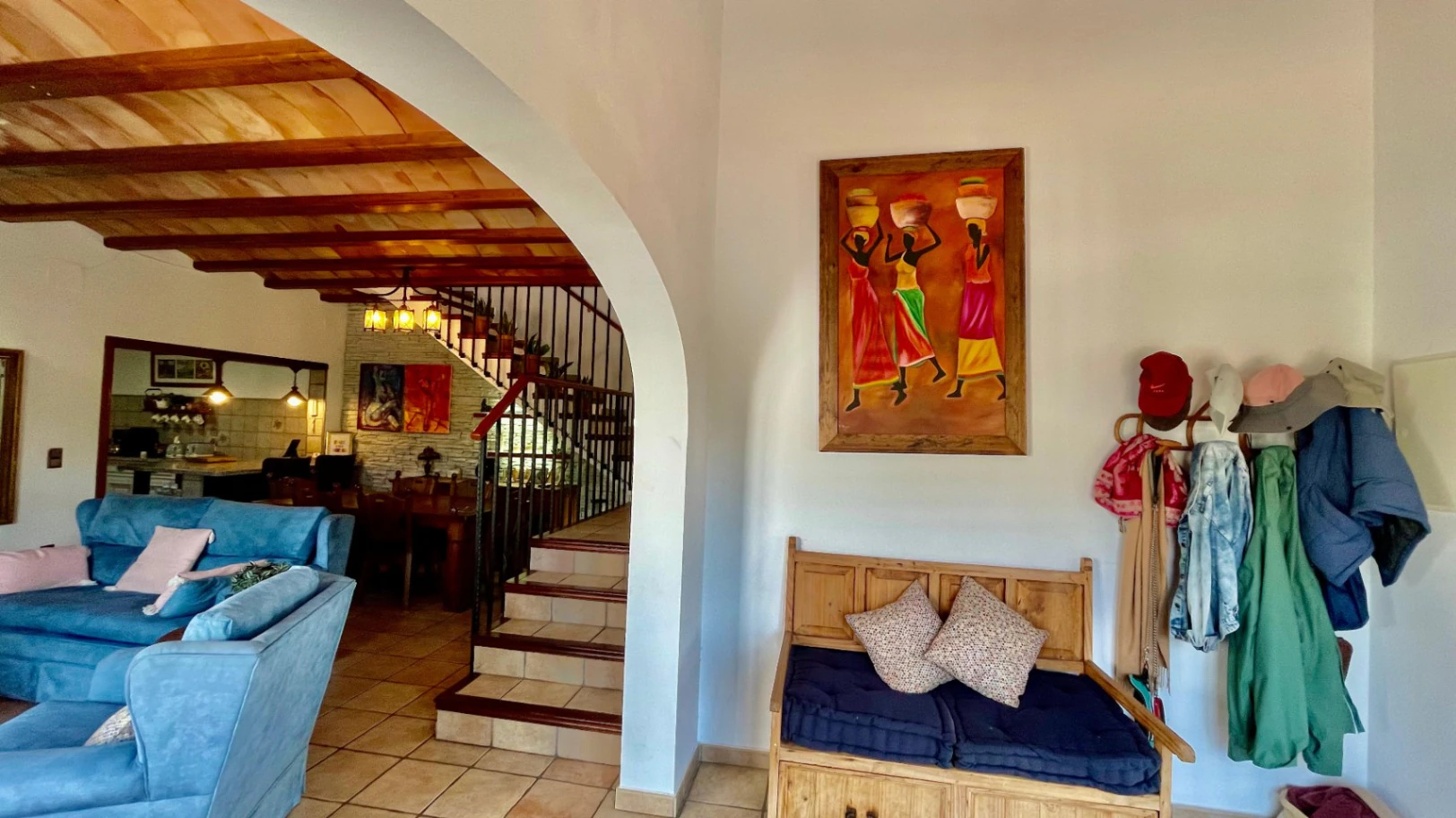 Villa for sale in Alcalali: Main house 4 bed, separate 2 bed casita