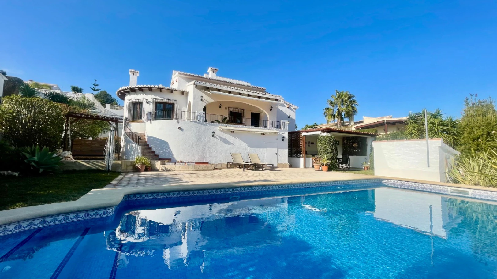 Villa for sale in Pedreguer - Impressive, modern, spectacular views