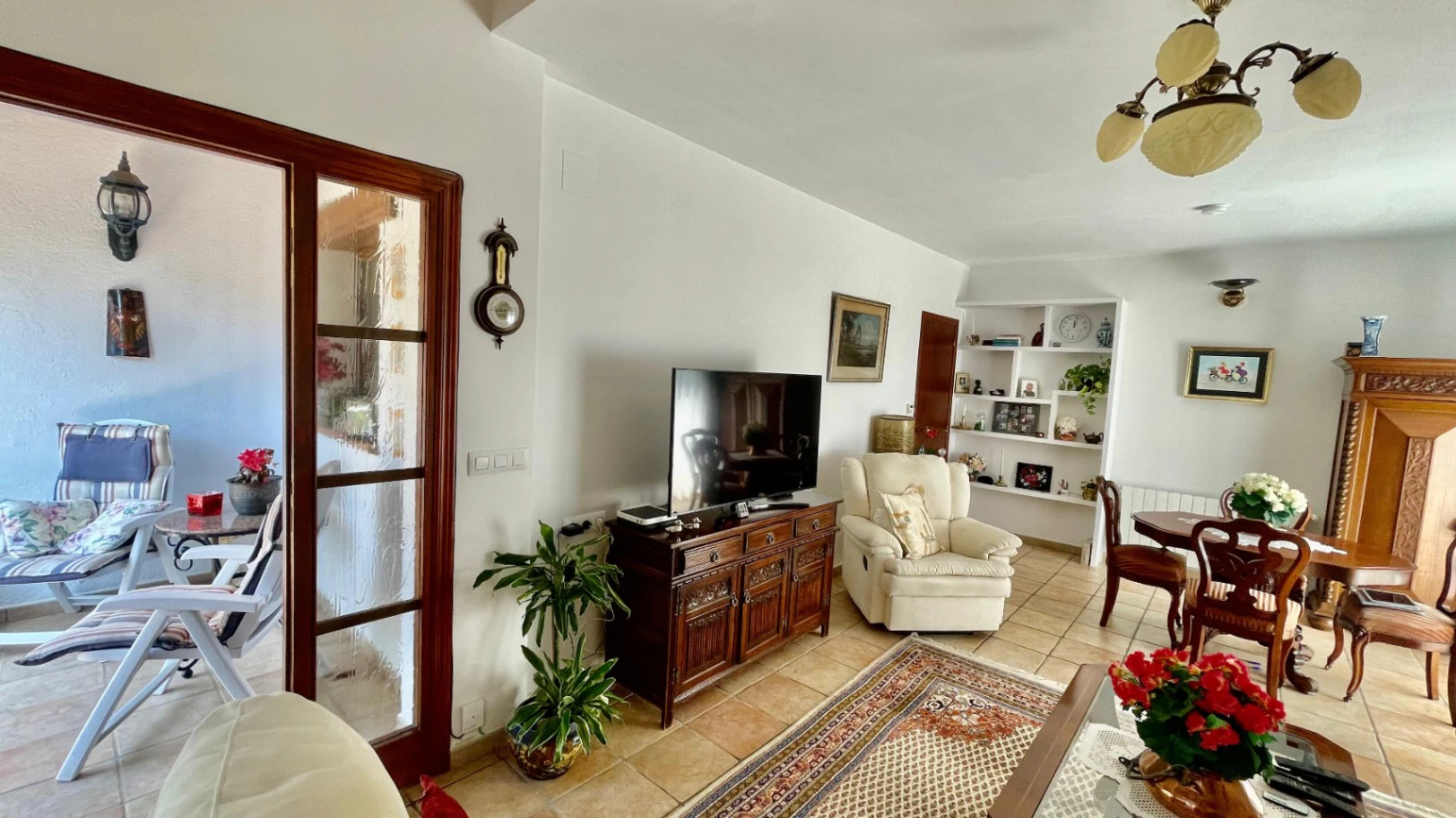 Villa for sale in Alcalali: Main house 4 bed, separate 2 bed casita