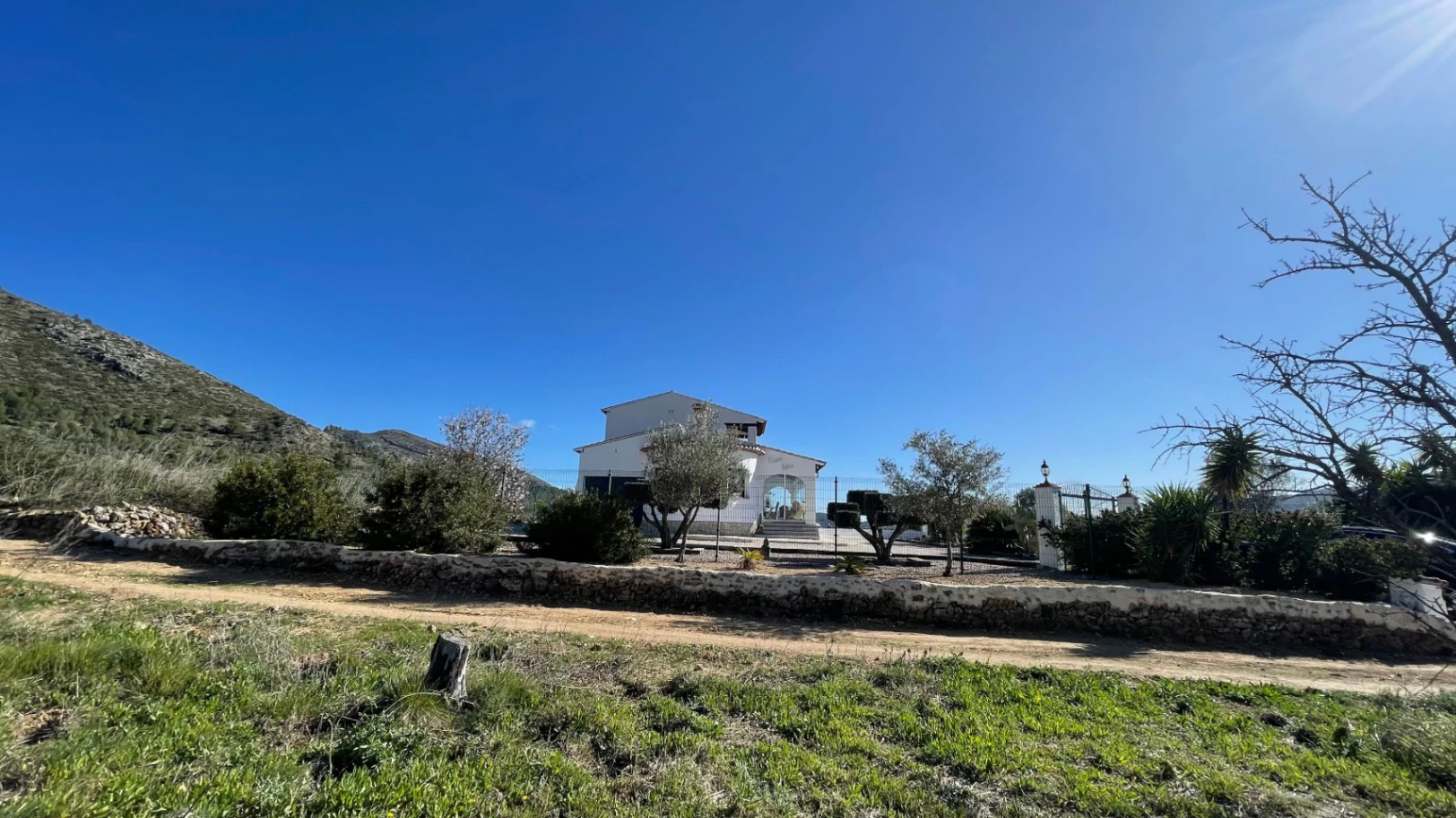 Villa for sale in Jalon: Secluded, sought-after location