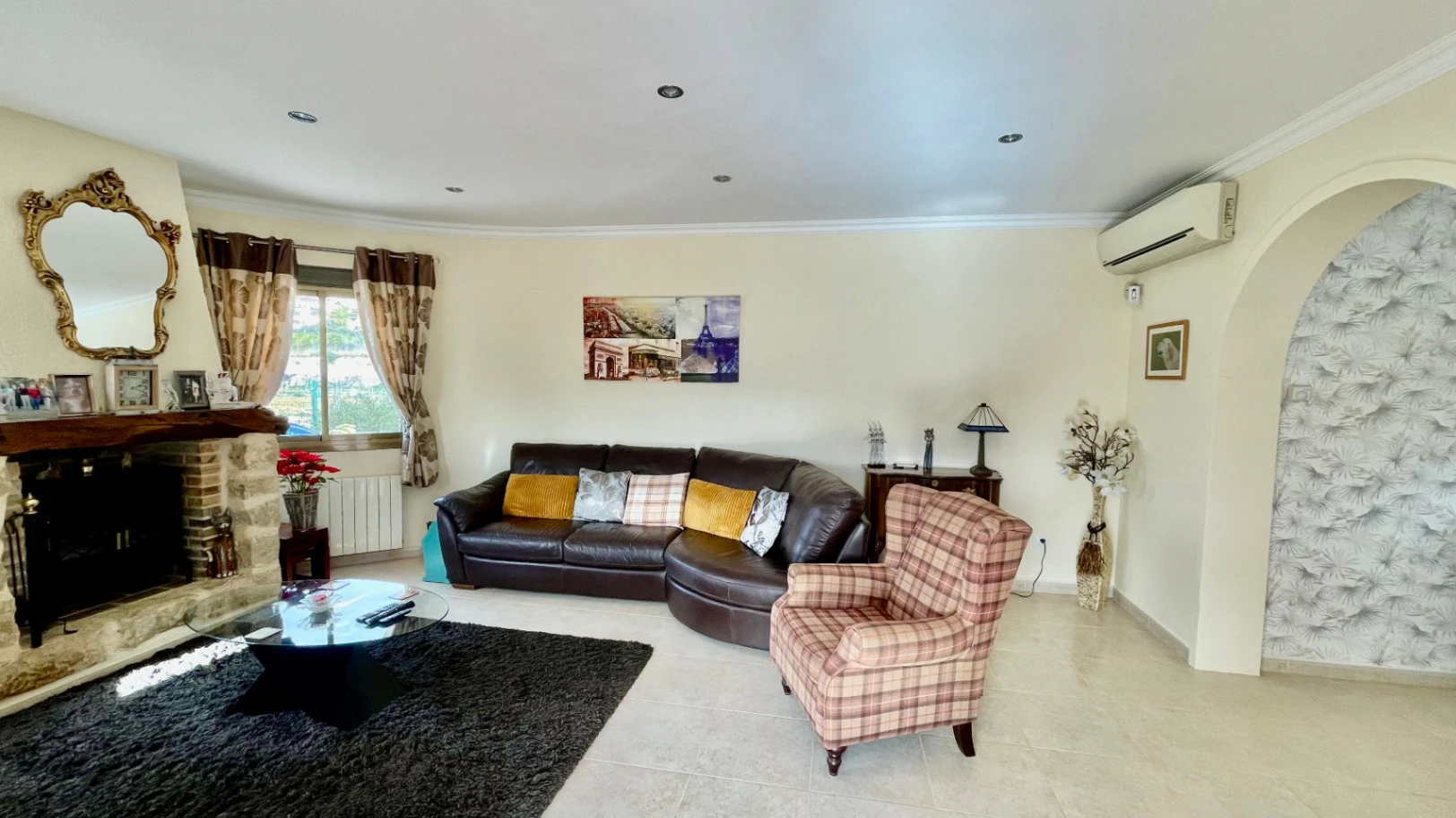 Villa for sale in Jalon: Secluded, sought-after location
