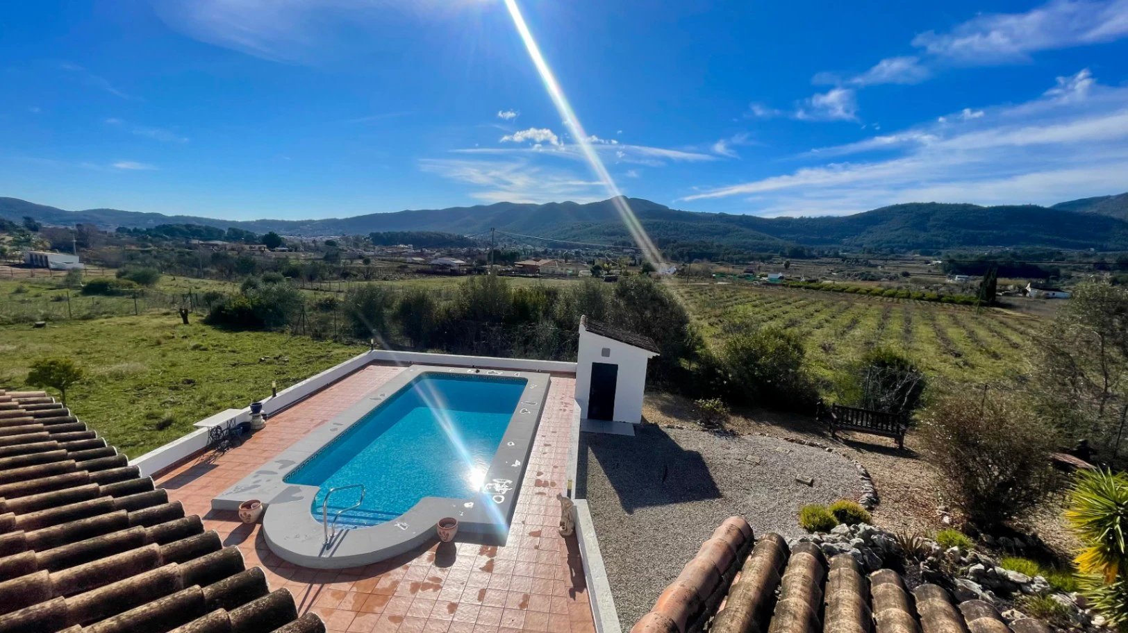 Villa for sale in Jalon: Secluded, sought-after location