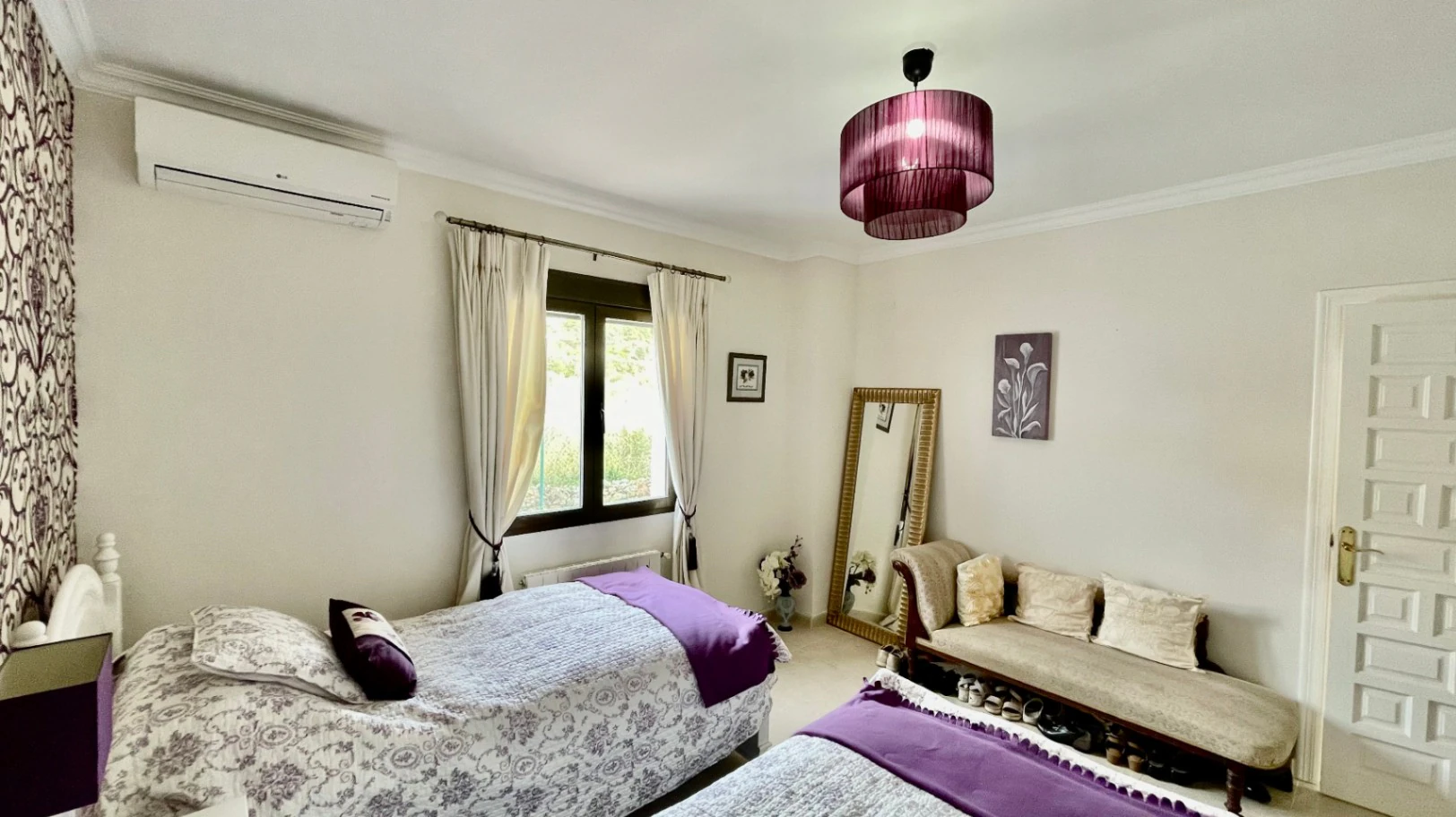 Villa for sale in Jalon: Secluded, sought-after location