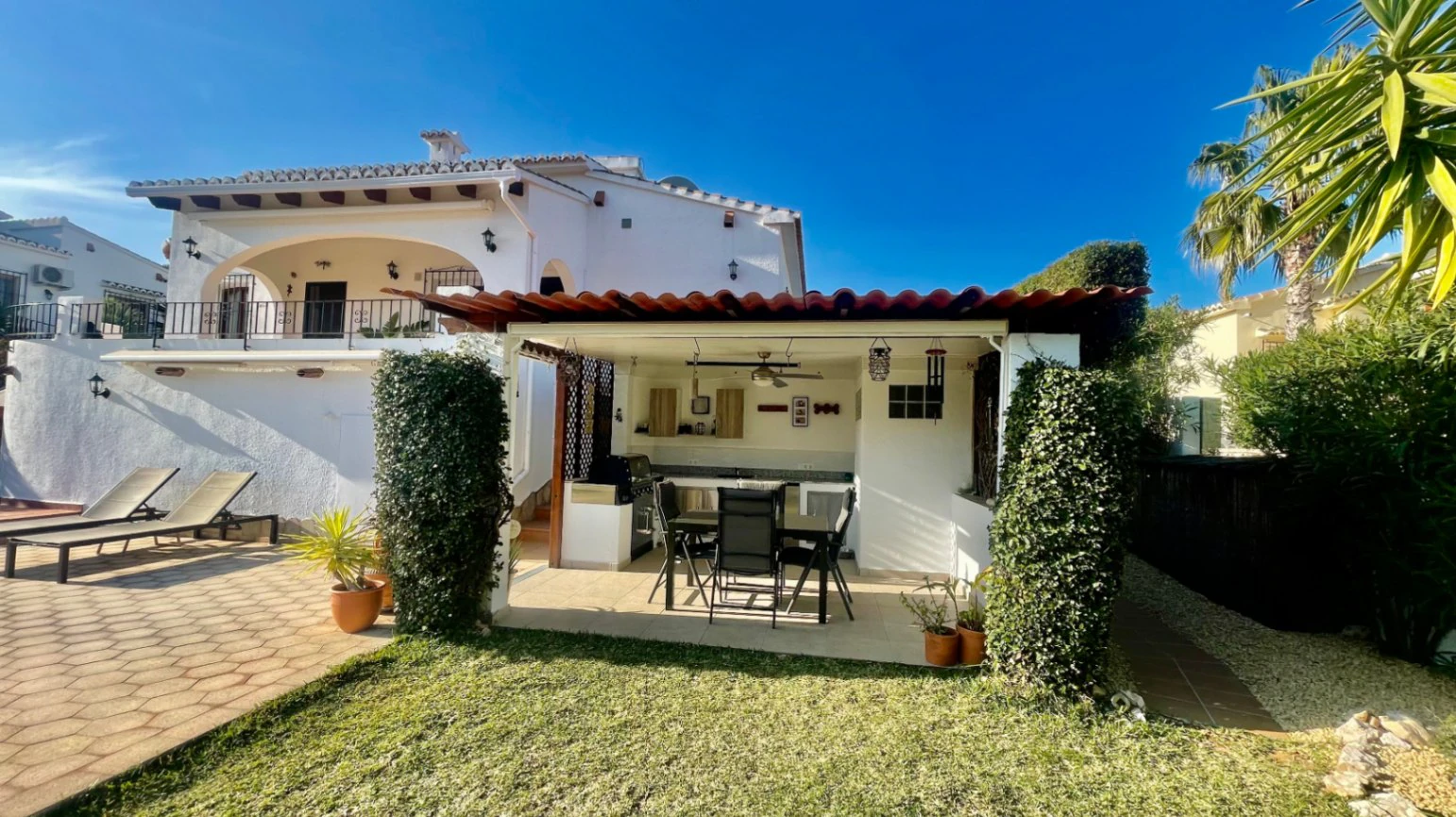 Villa for sale in Pedreguer - Impressive, modern, spectacular views
