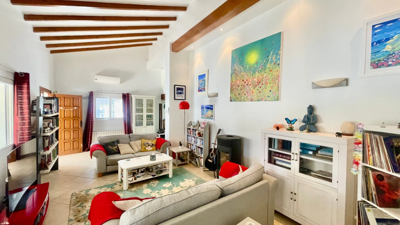 Villa te koop in Alcalali: gelijkvloers, op het zuiden gelegen, ruim perceel