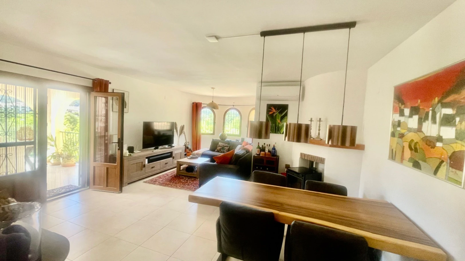 Villa for sale in Jalon: Spacious flat plot, quiet location
