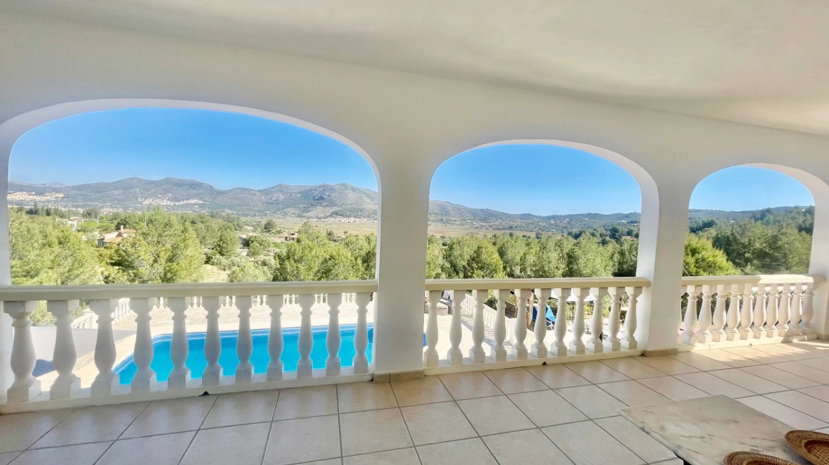 Villa te koop in Lliber:  Prachtig uitzicht, groot perceel