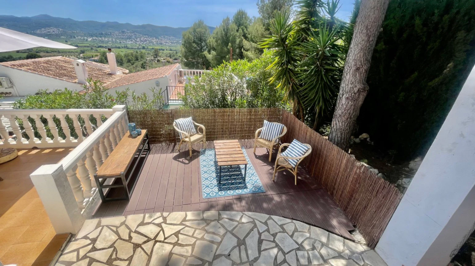 Villa for sale in Tormos: Spectacular views, guest apartment