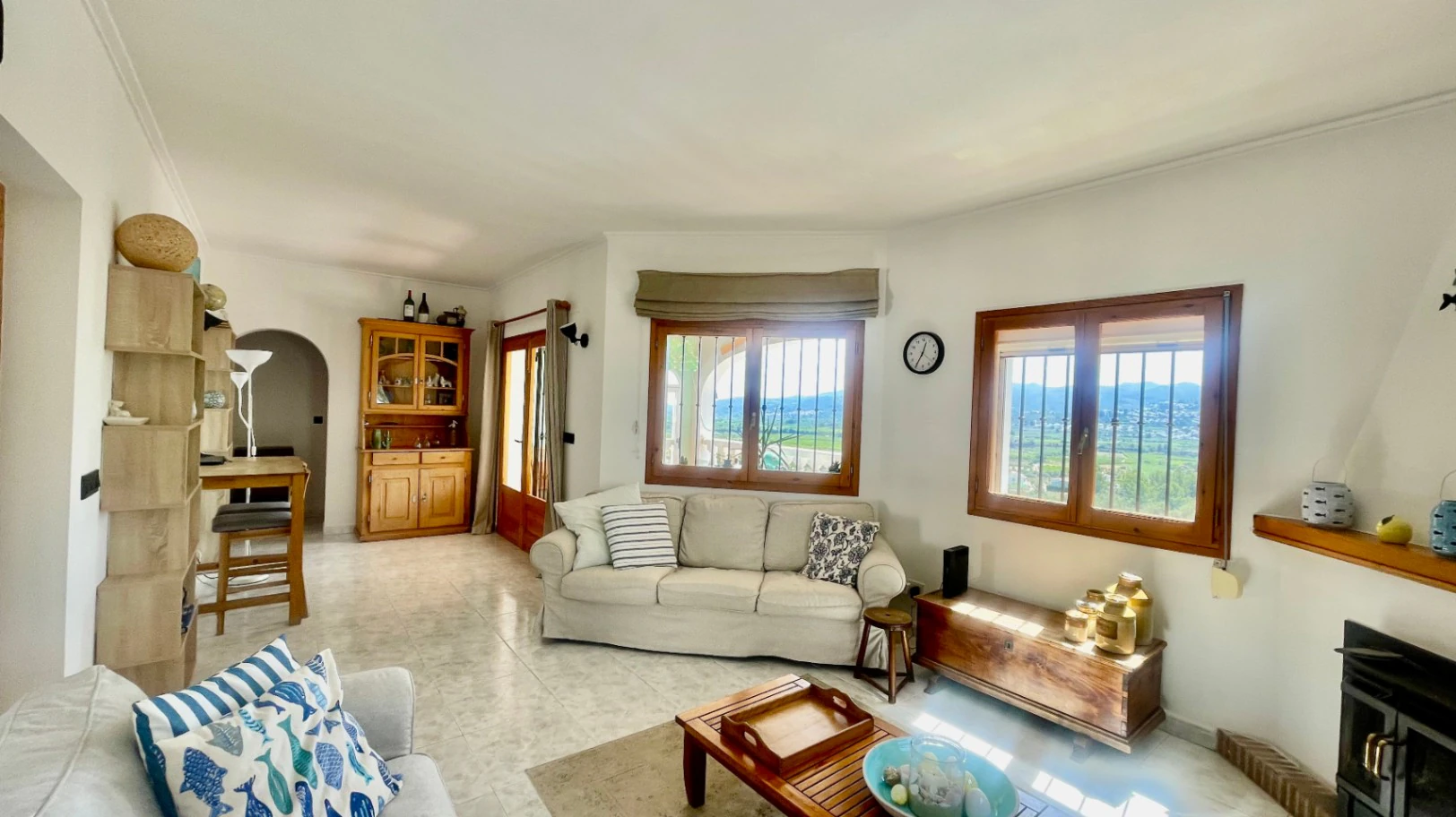 Villa for sale in Tormos: Spectacular views, guest apartment