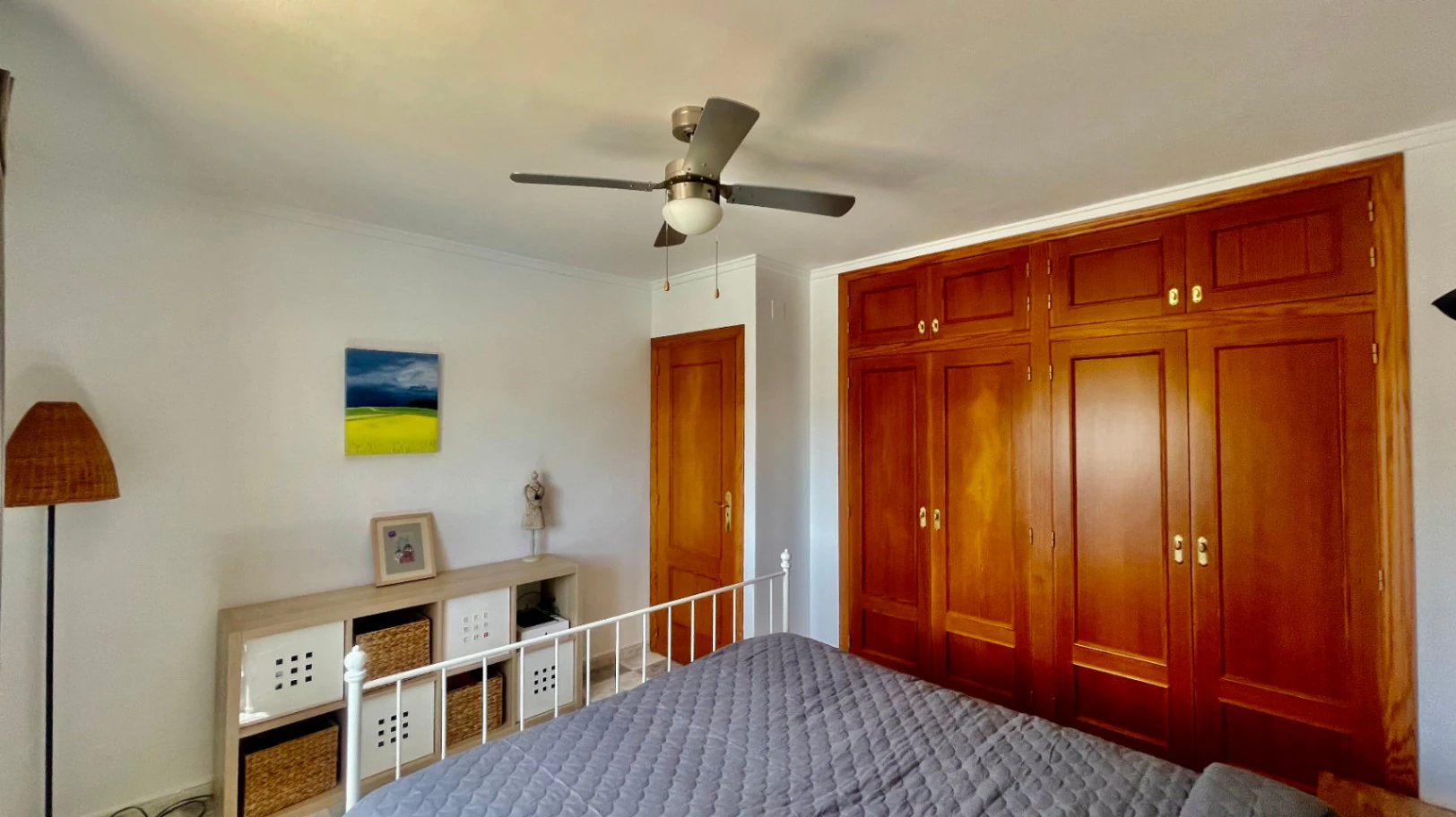 Villa for sale in Tormos: Spectacular views, guest apartment