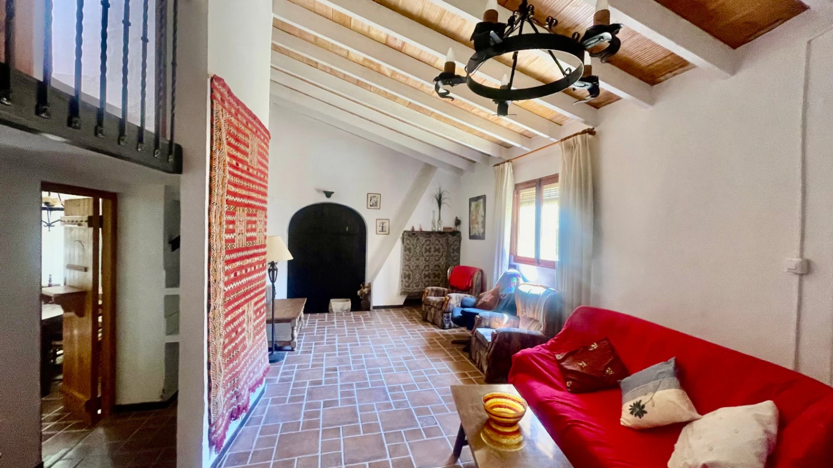 Traditional country home for sale in Llosa: Unique and charming