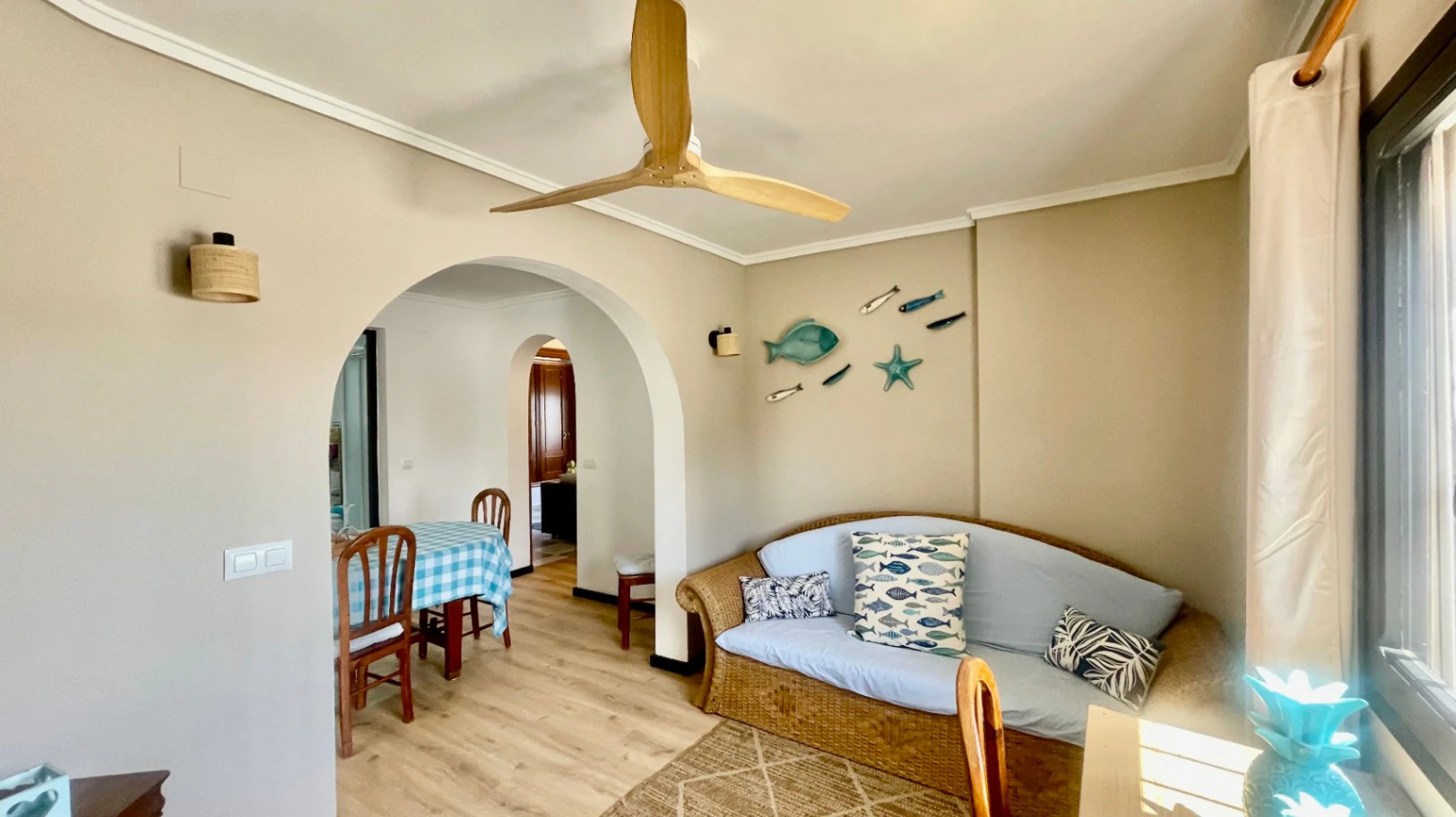 Villa for sale in Tormos: Spectacular views, guest apartment