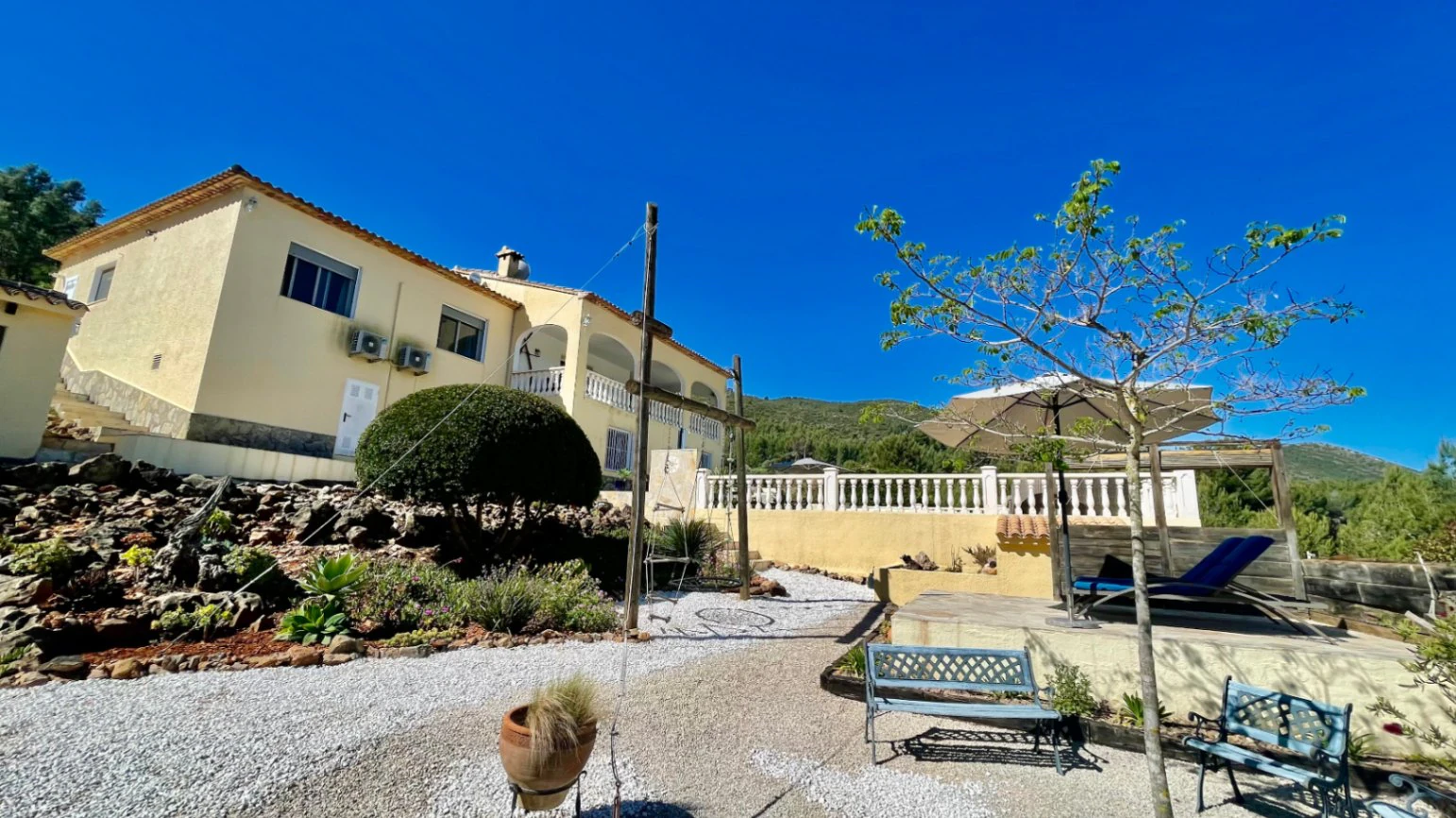 Villa te koop in Lliber:  Prachtig uitzicht, groot perceel