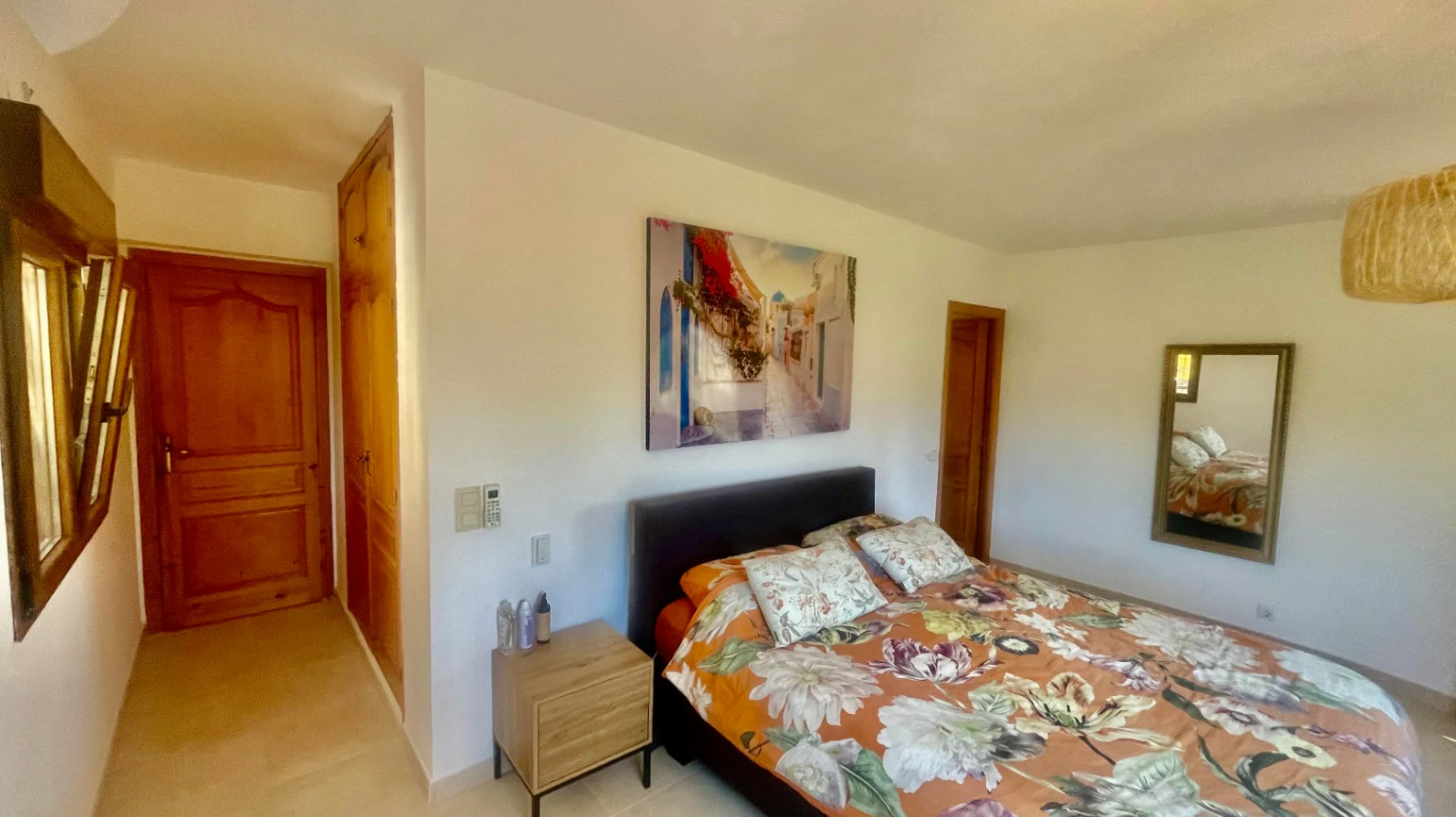 Villa for sale in Jalon: Spacious flat plot, quiet location