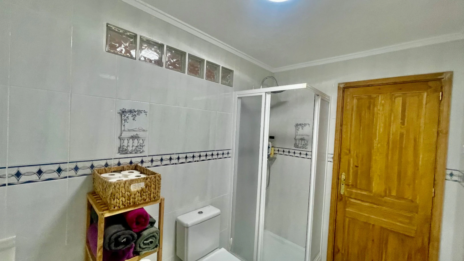 Villa for sale in Tormos: Spectacular views, guest apartment