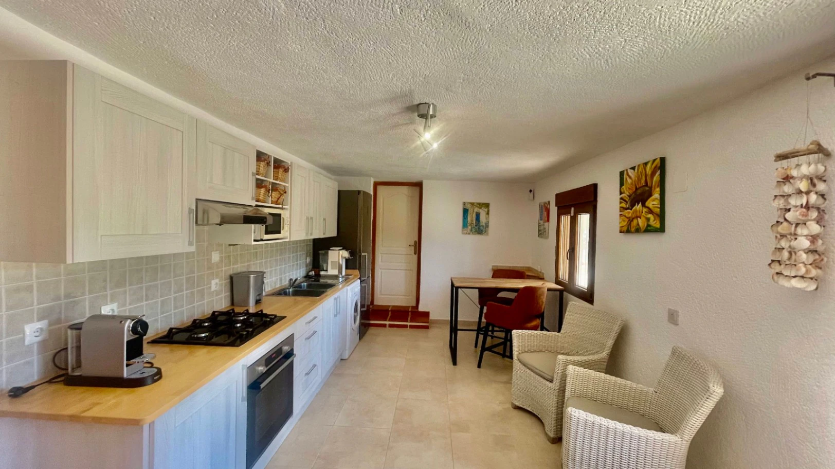 Villa for sale in Jalon: Spacious flat plot, quiet location