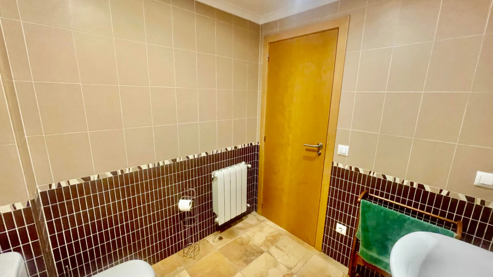 Modern townhouse for sale in Murla:  Spacious and versatile