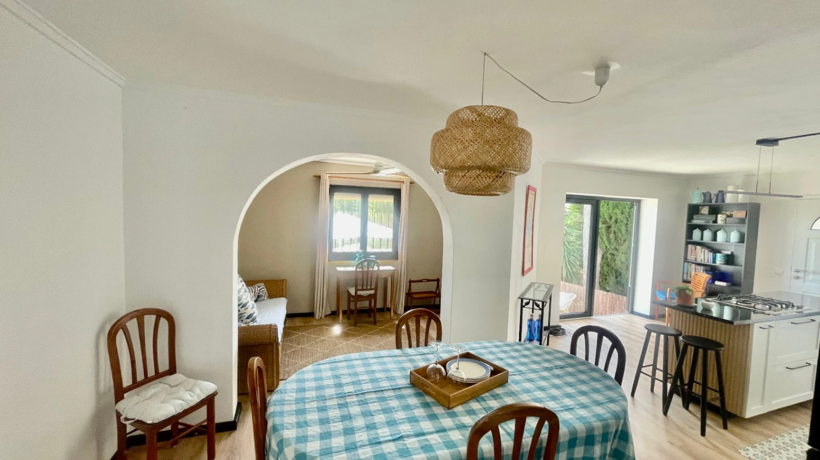Villa à vendre à Tormos : vue imprenable, appartement d'amis