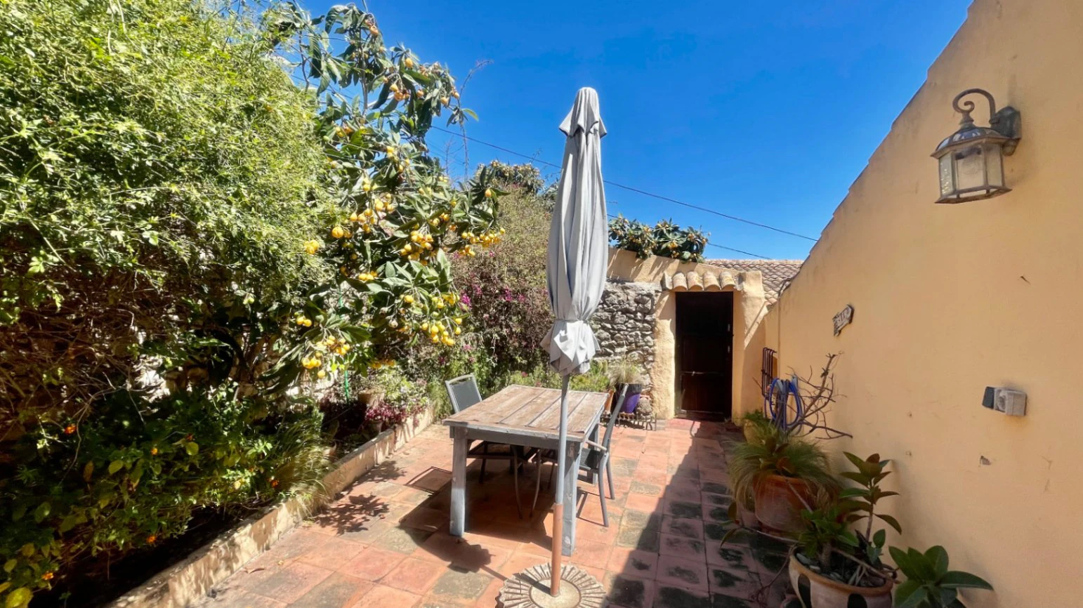 Traditional country home for sale in Llosa: Unique and charming