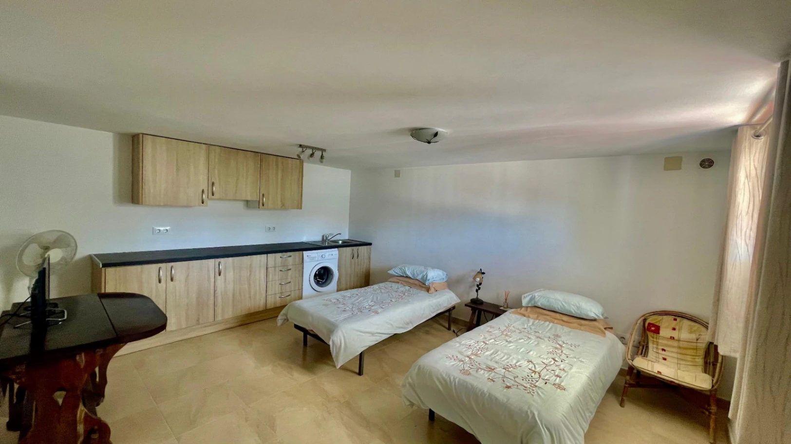Villa for sale in Orba: Panoramic views, separate guest apartment