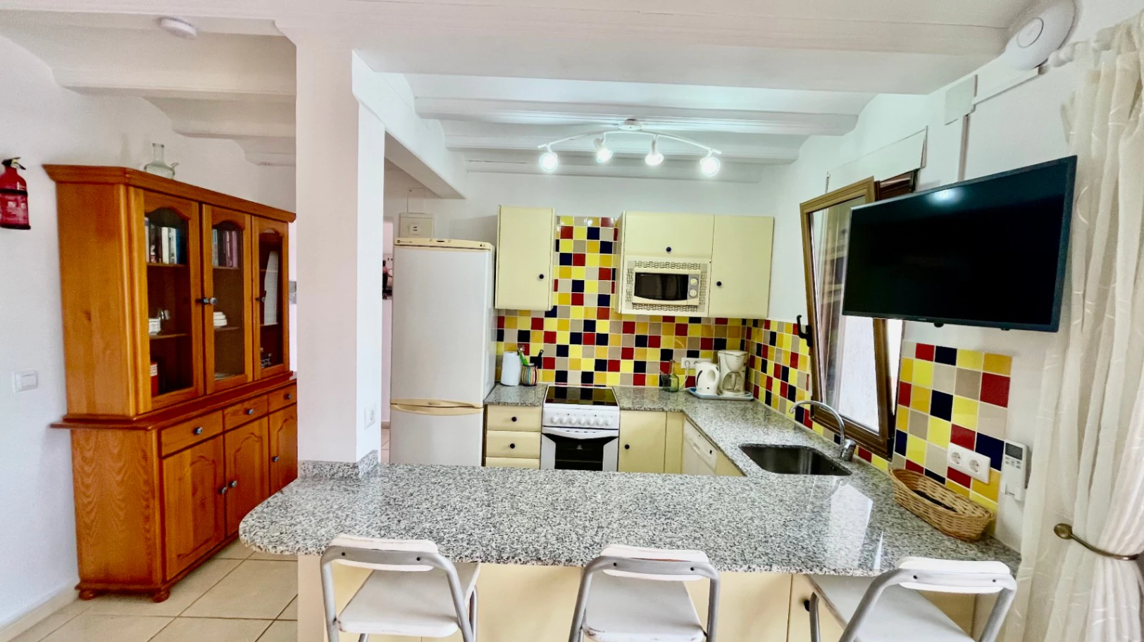Villa for sale in Jalon: Frontline with spectacular south-facing views