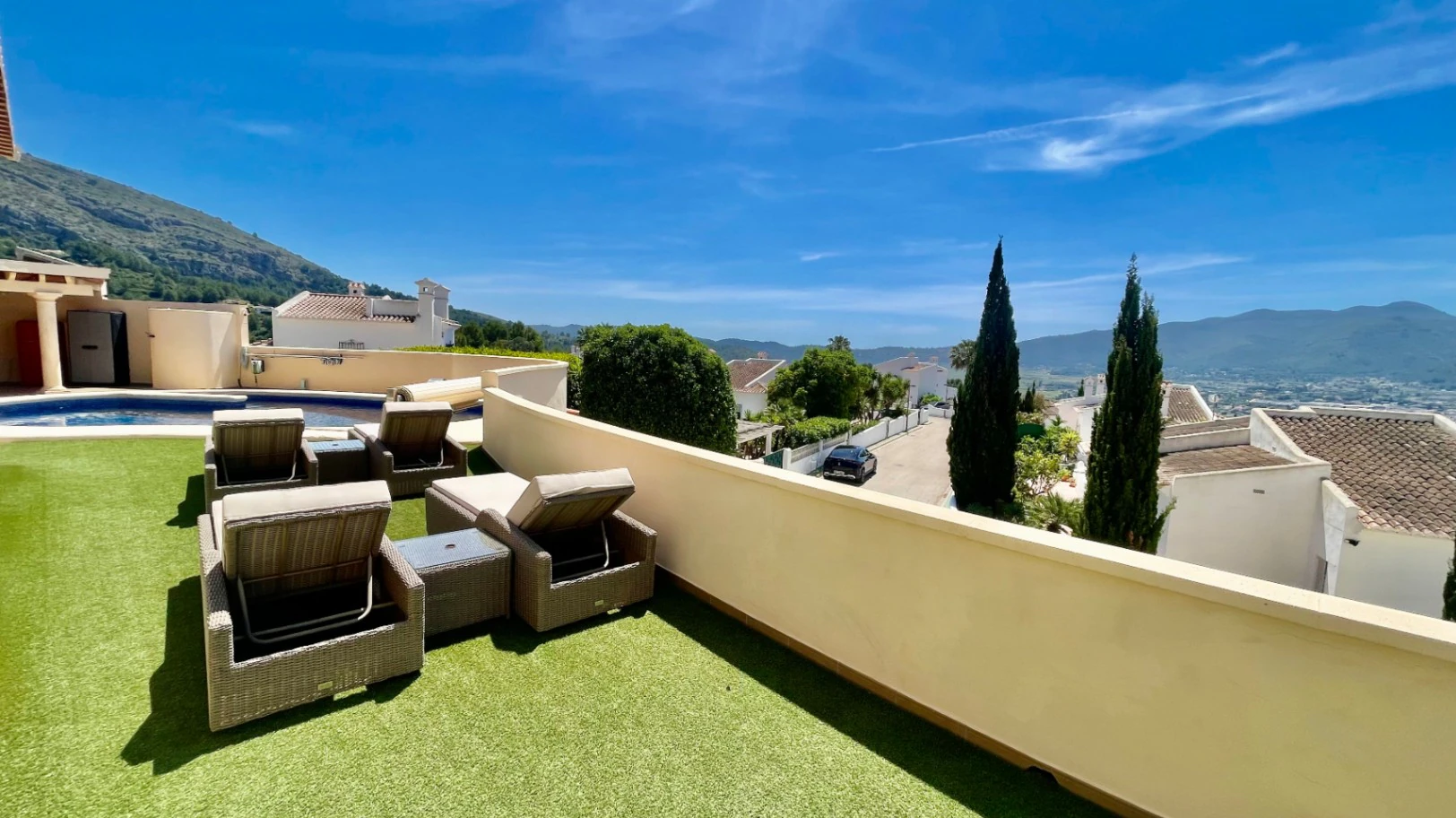 Villa en venta en Jalon: Lujosa, eficiente en energía