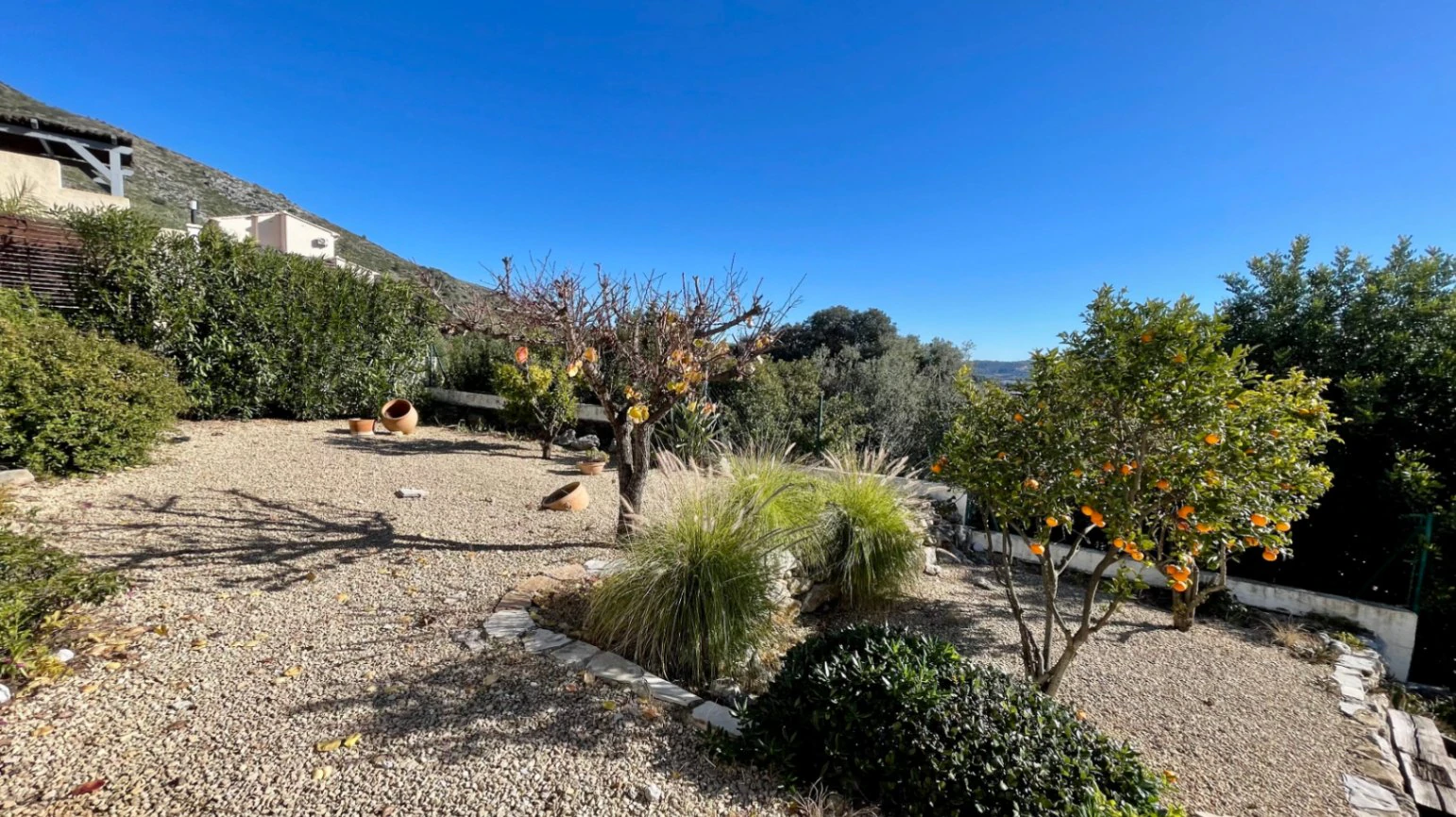 Villa for sale in Jalon: Frontline with spectacular south-facing views
