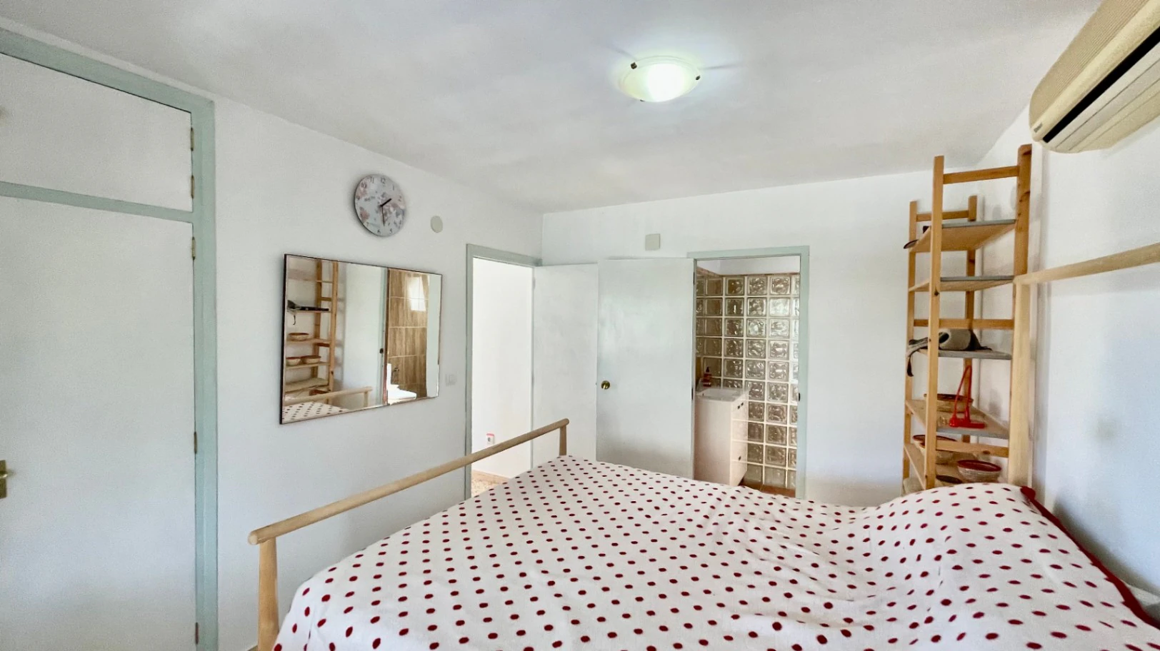 Villa for sale in Benigembla: Peaceful, rural, completely private