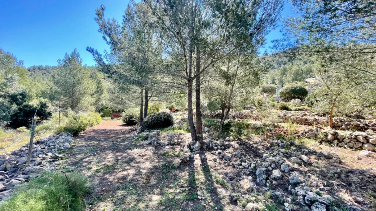 Villa for sale in Lliber:  Spectacular views, large plot