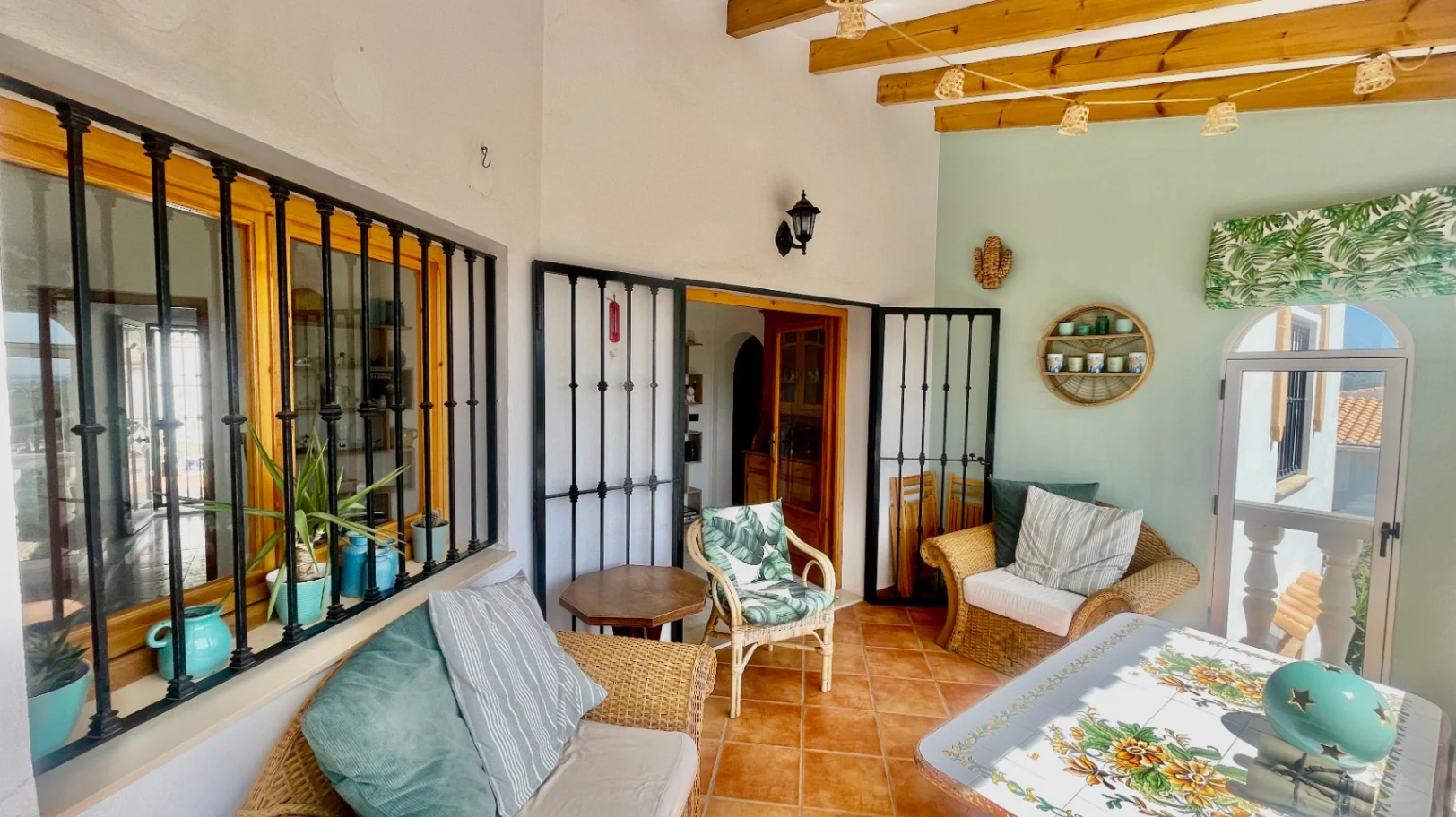 Villa for sale in Tormos: Spectacular views, guest apartment