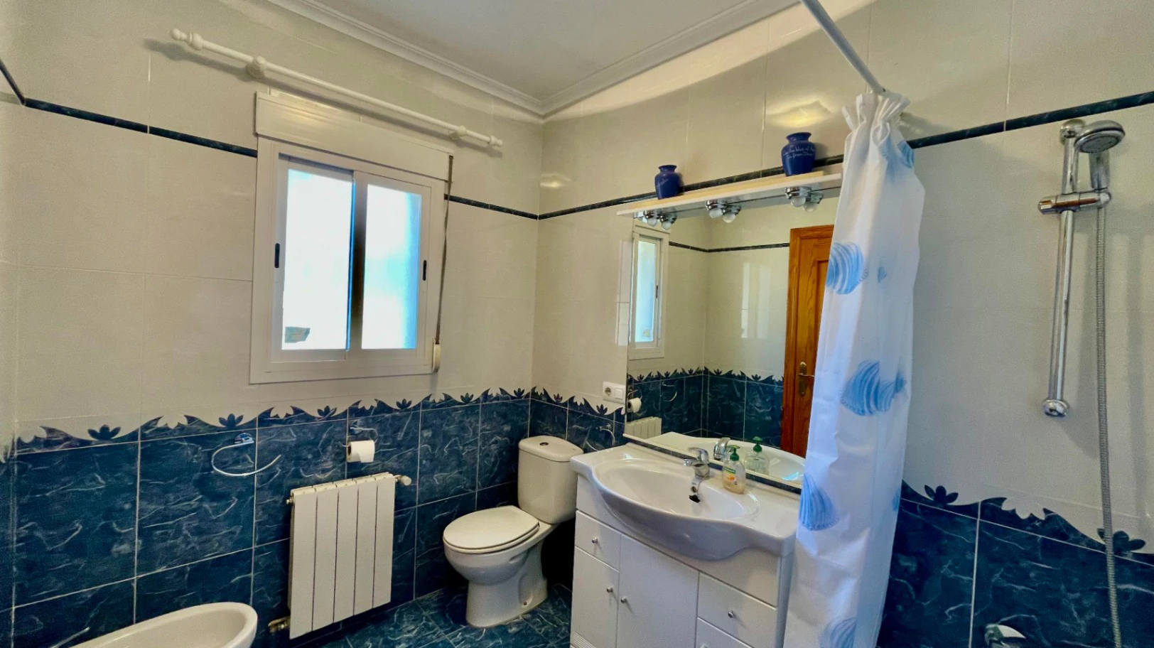 Villa en venta en Jalón: moderna, con fácil acceso y unas vistas impresionantes