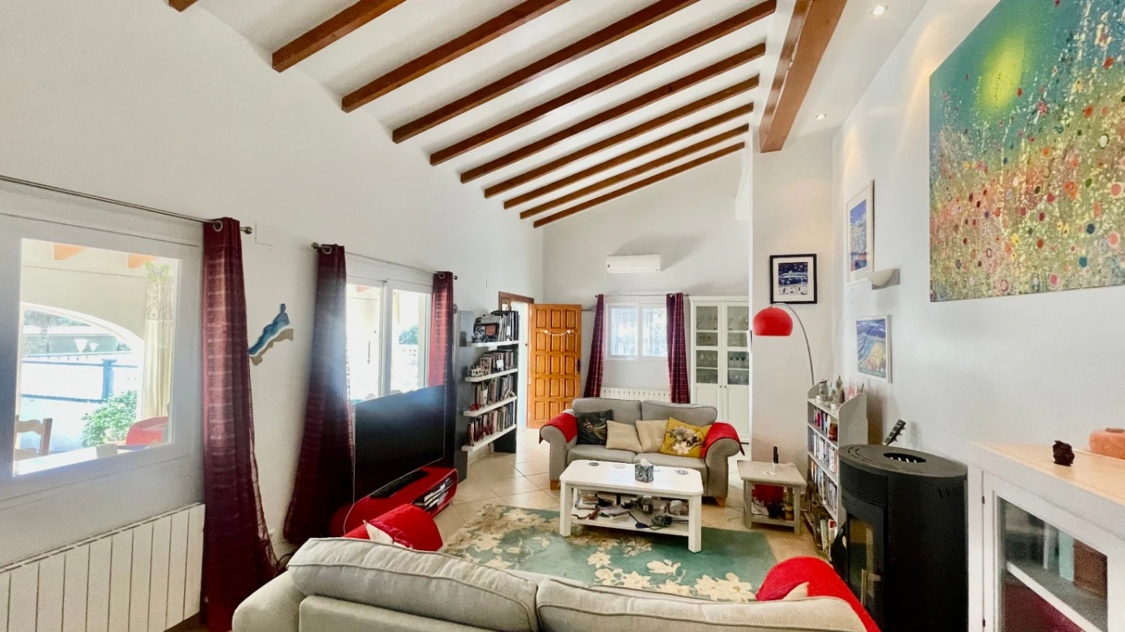 Villa for sale in Alcalali: One level, south-facing, generous plot