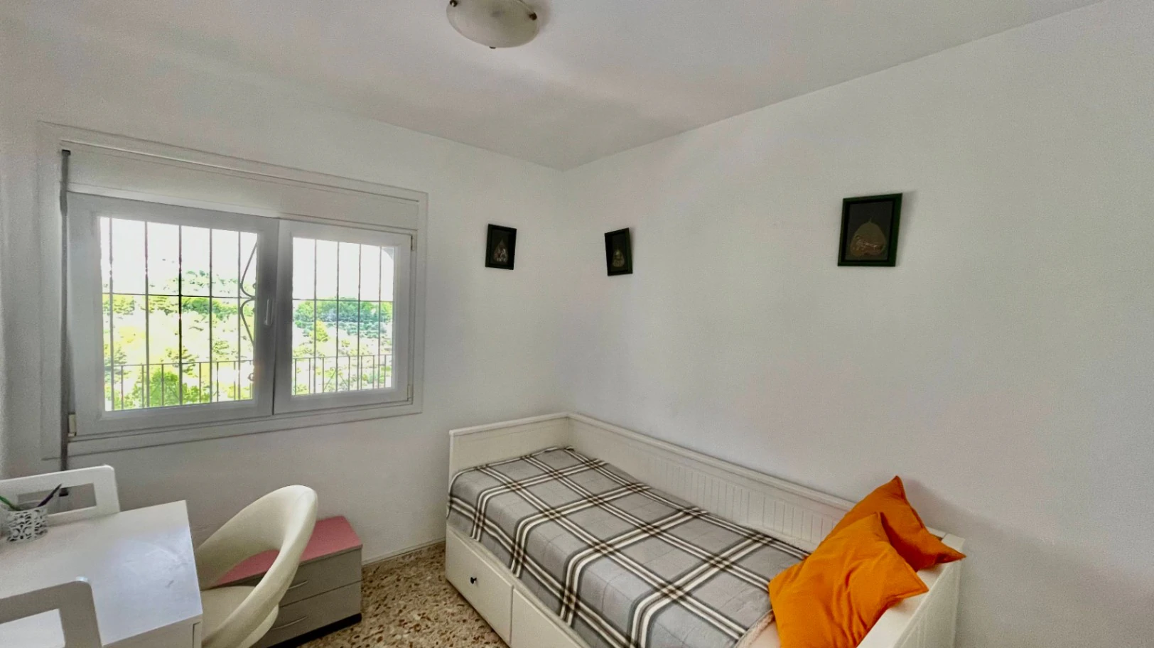 Villa for sale in Benigembla: Peaceful, rural, completely private