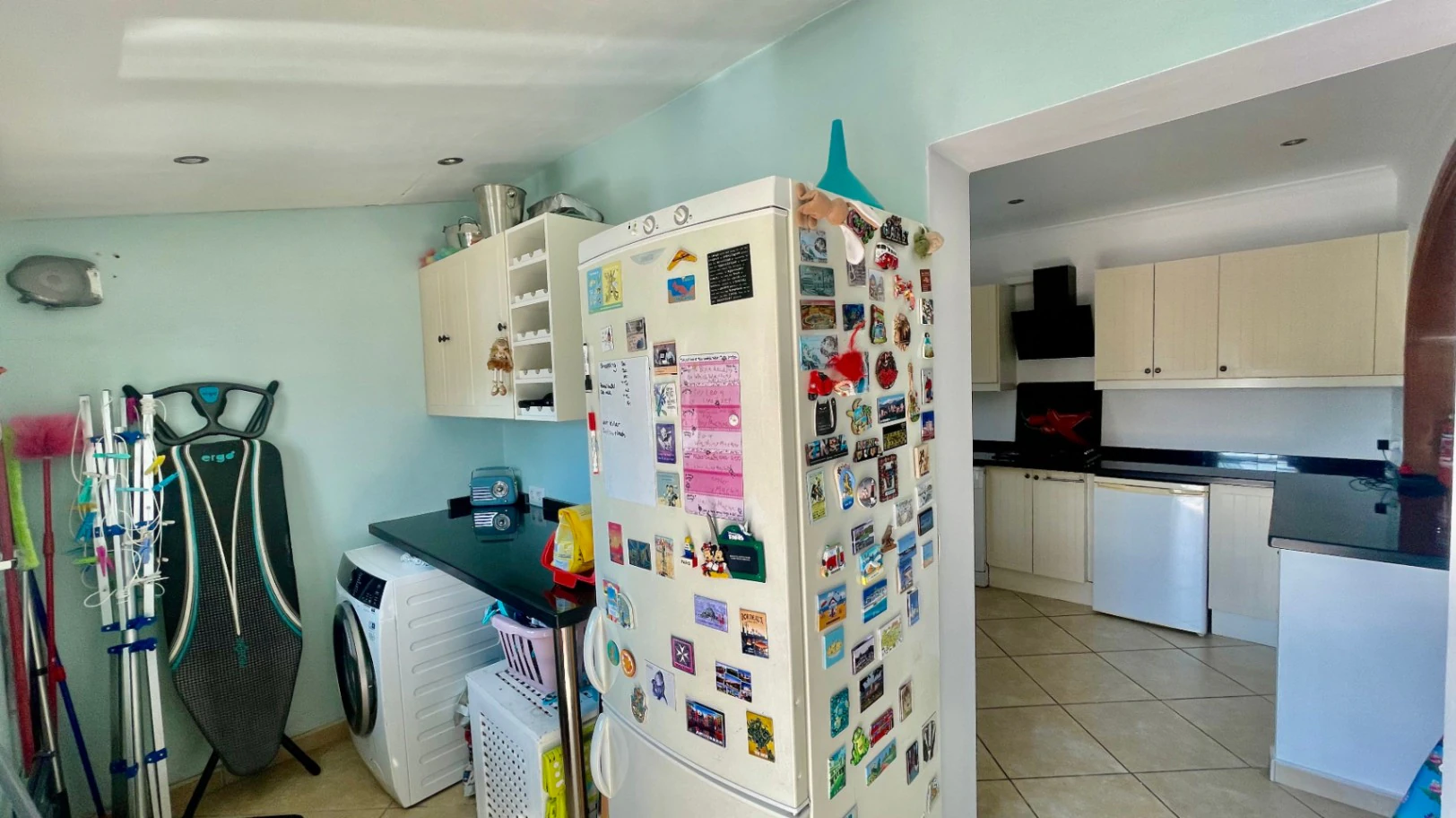 Villa for sale in Alcalali: One level, south-facing, generous plot