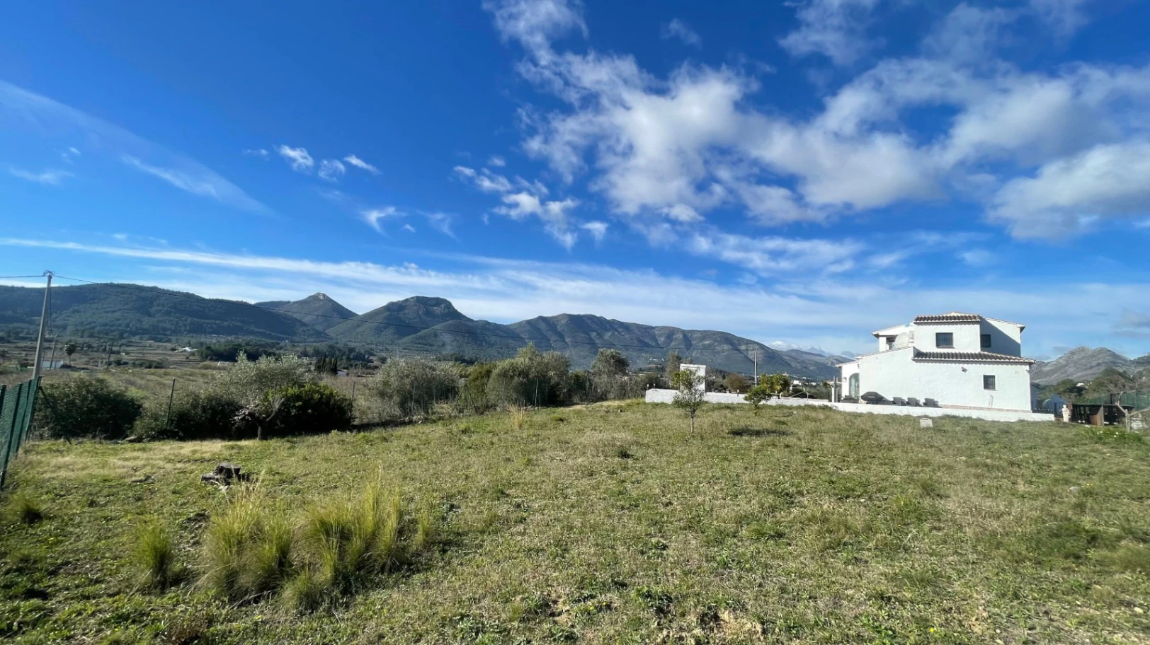 Villa for sale in Jalon: Secluded, sought-after location