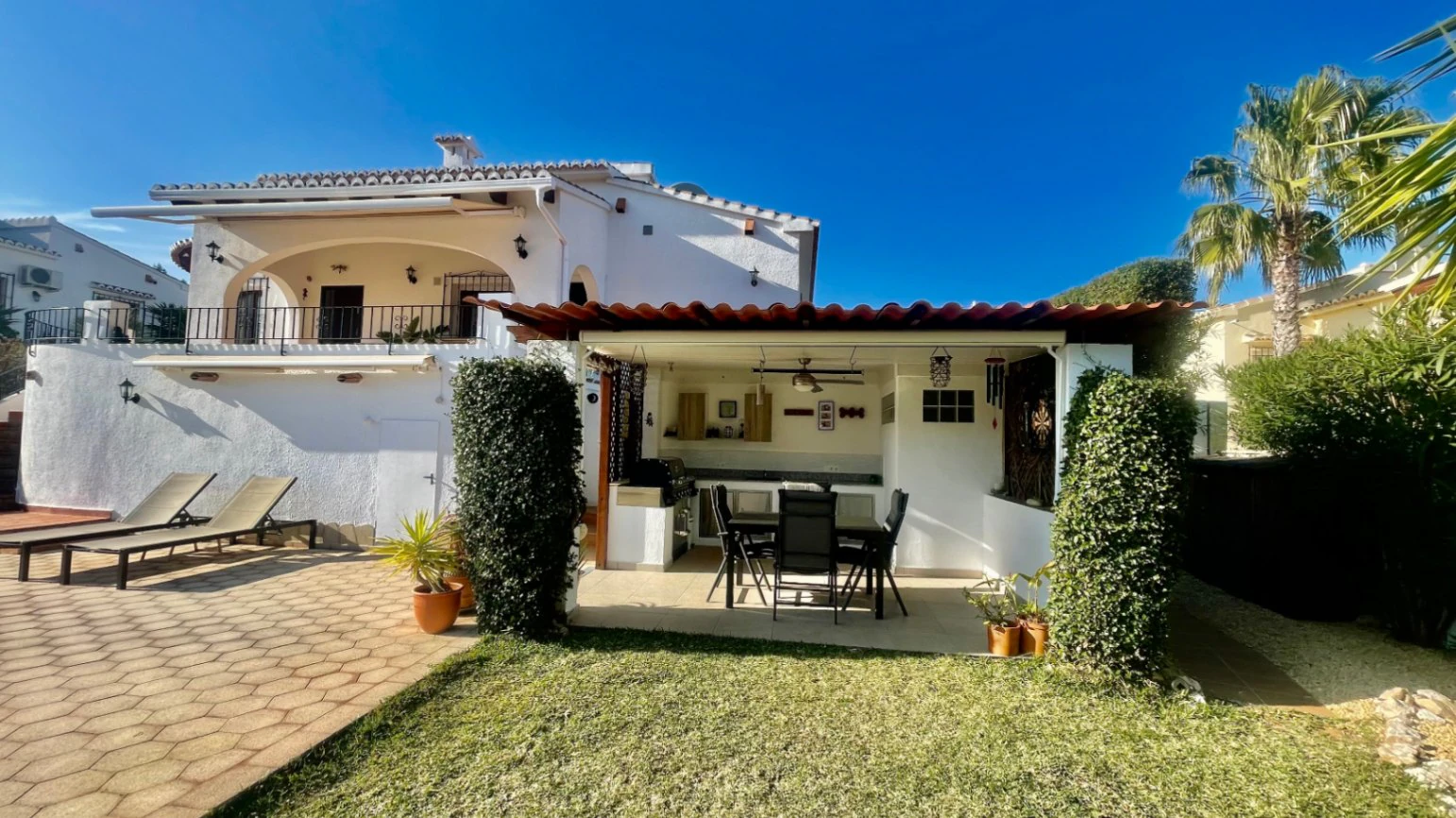 Villa for sale in Pedreguer - Impressive, modern, spectacular views