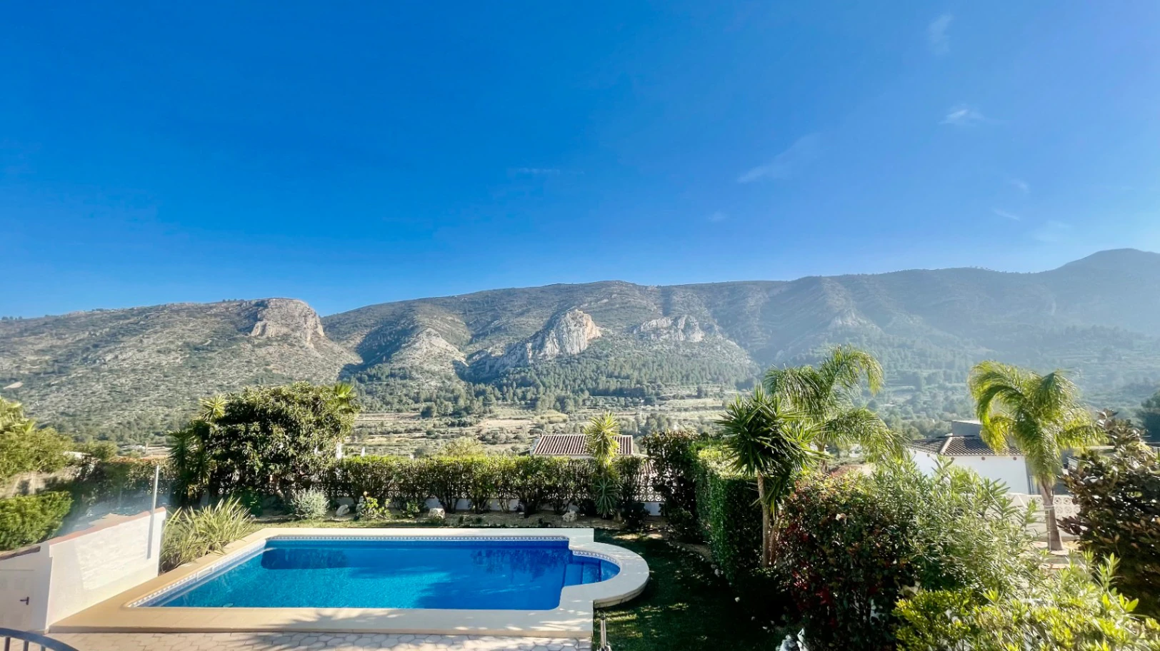 Villa for sale in Pedreguer - Impressive, modern, spectacular views