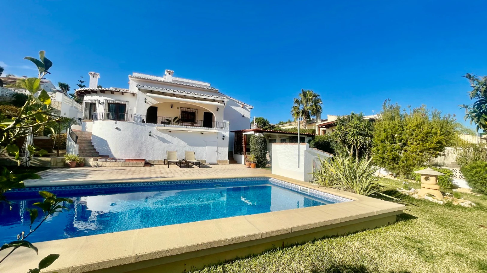 Villa for sale in Pedreguer - Impressive, modern, spectacular views