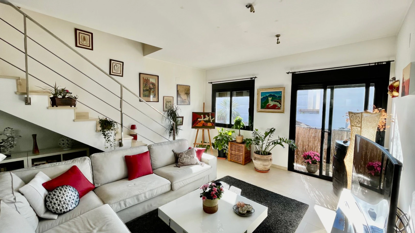 Penthouse apartment in Jalon: Prime central location