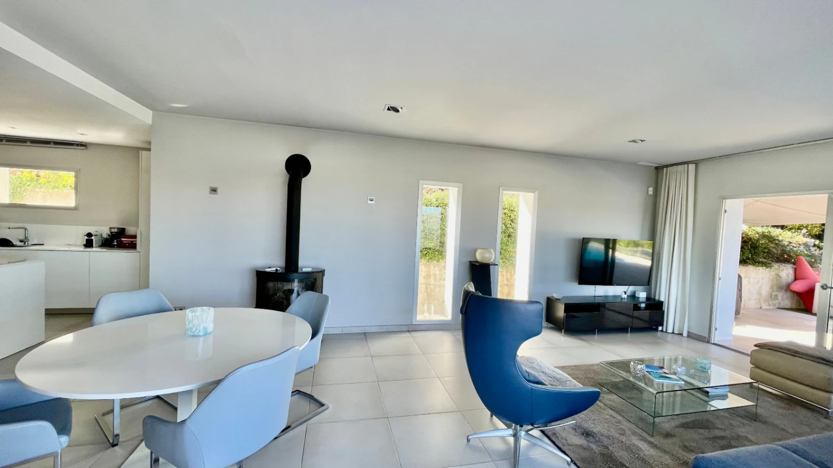 Villa for sale in Orba: Minimalist luxury, with fabulous views