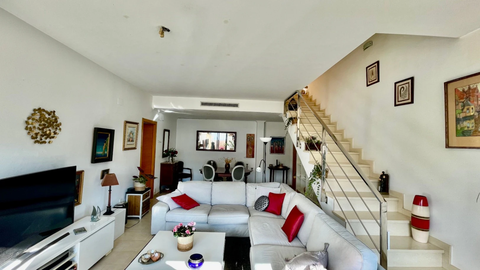 Penthouse apartment in Jalon: Prime central location