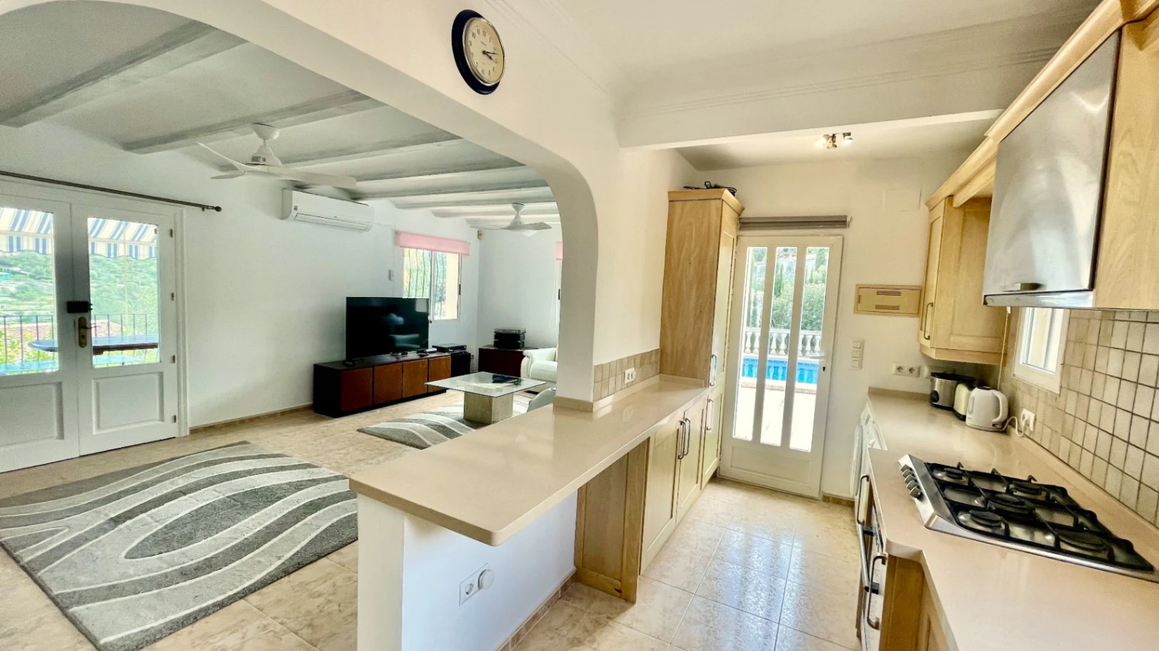 Villa for sale in Alcalali - Corner plot, mountain views