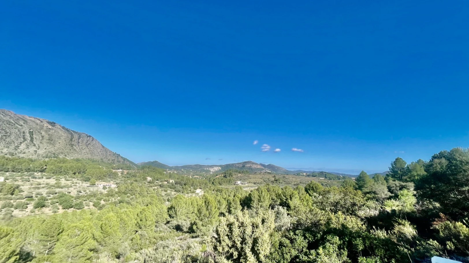 Villa for sale in Benigembla: Peaceful, rural, completely private