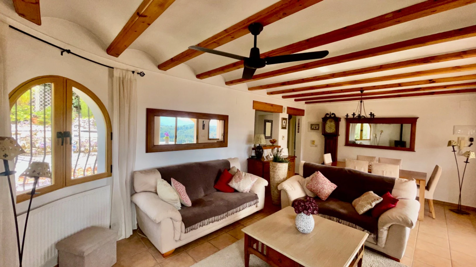 Villa for sale in Benigembla: Breathtaking views, exceptional privacy