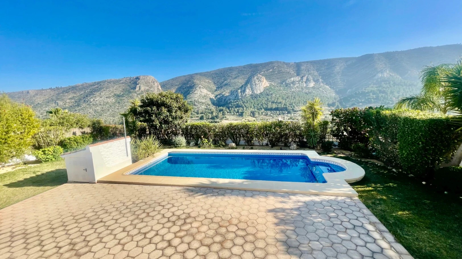 Villa for sale in Pedreguer - Impressive, modern, spectacular views